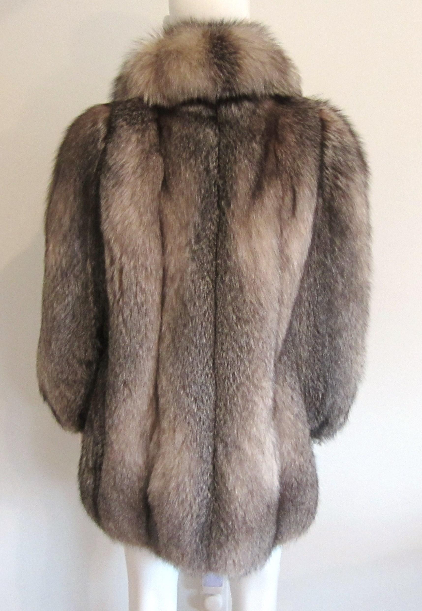Women's or Men's Black & Silver Tipped Fox Fur Coat Stunning  For Sale