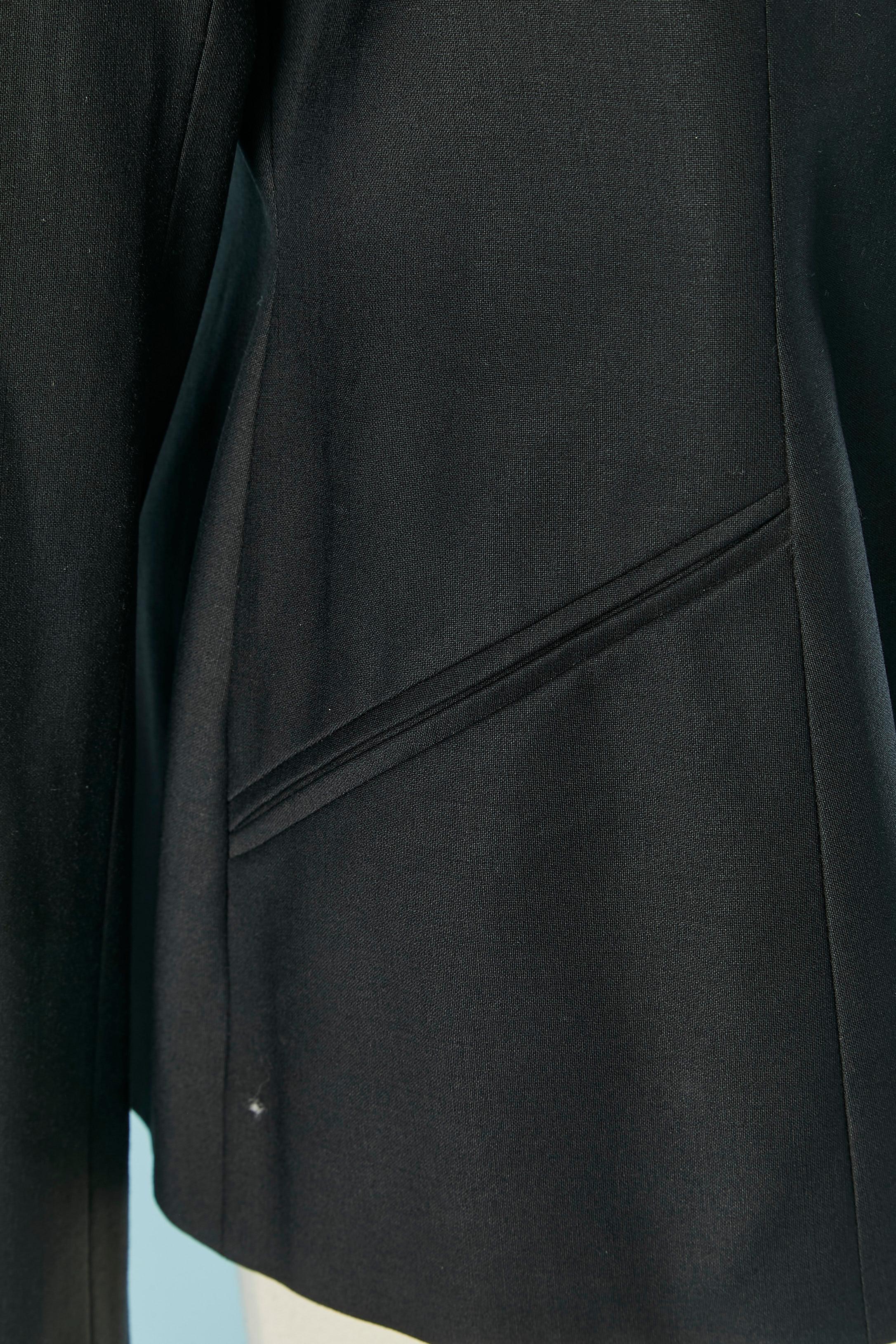 Giacca monopetto nera con applicazione sulla spalla Thierry Mugler In condizioni ottime in vendita a Saint-Ouen-Sur-Seine, FR