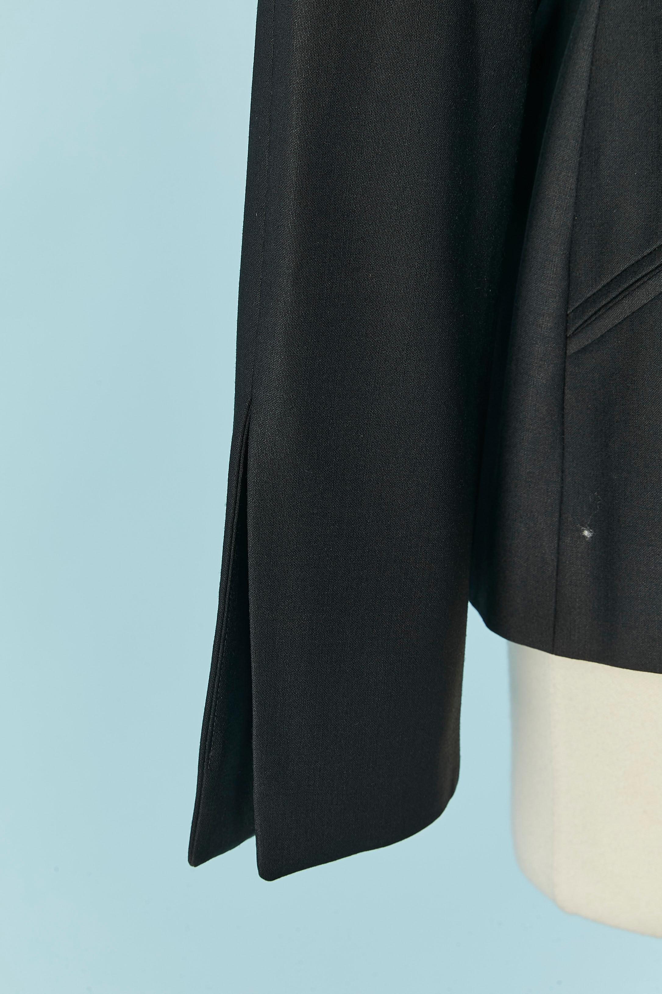 Donna Giacca monopetto nera con applicazione sulla spalla Thierry Mugler in vendita