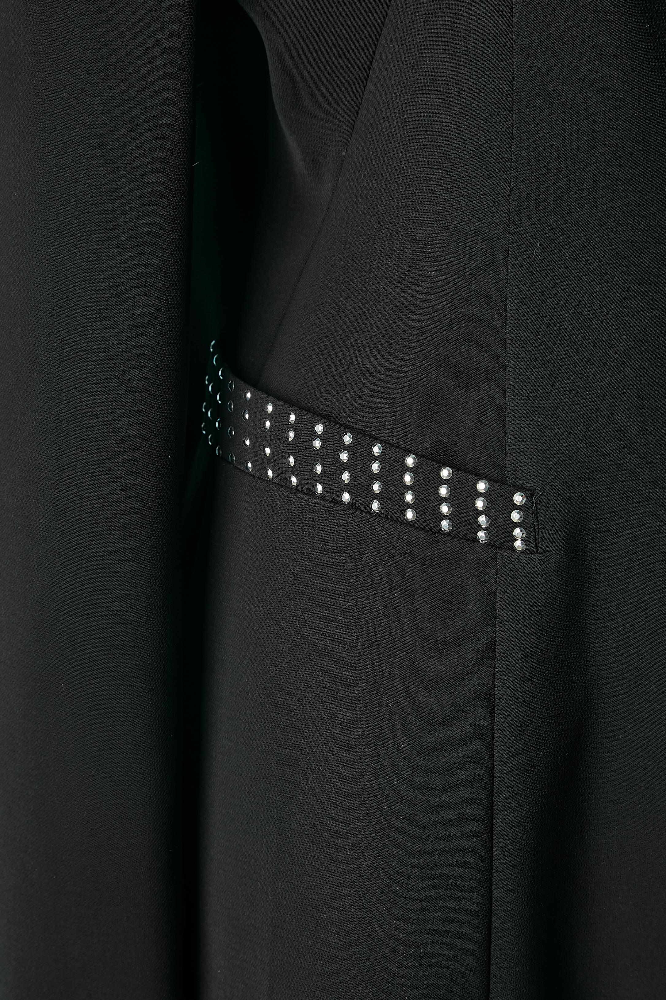 Veste noire à simple boutonnage avec col et poches à clous métalliques Montana  Excellent état - En vente à Saint-Ouen-Sur-Seine, FR