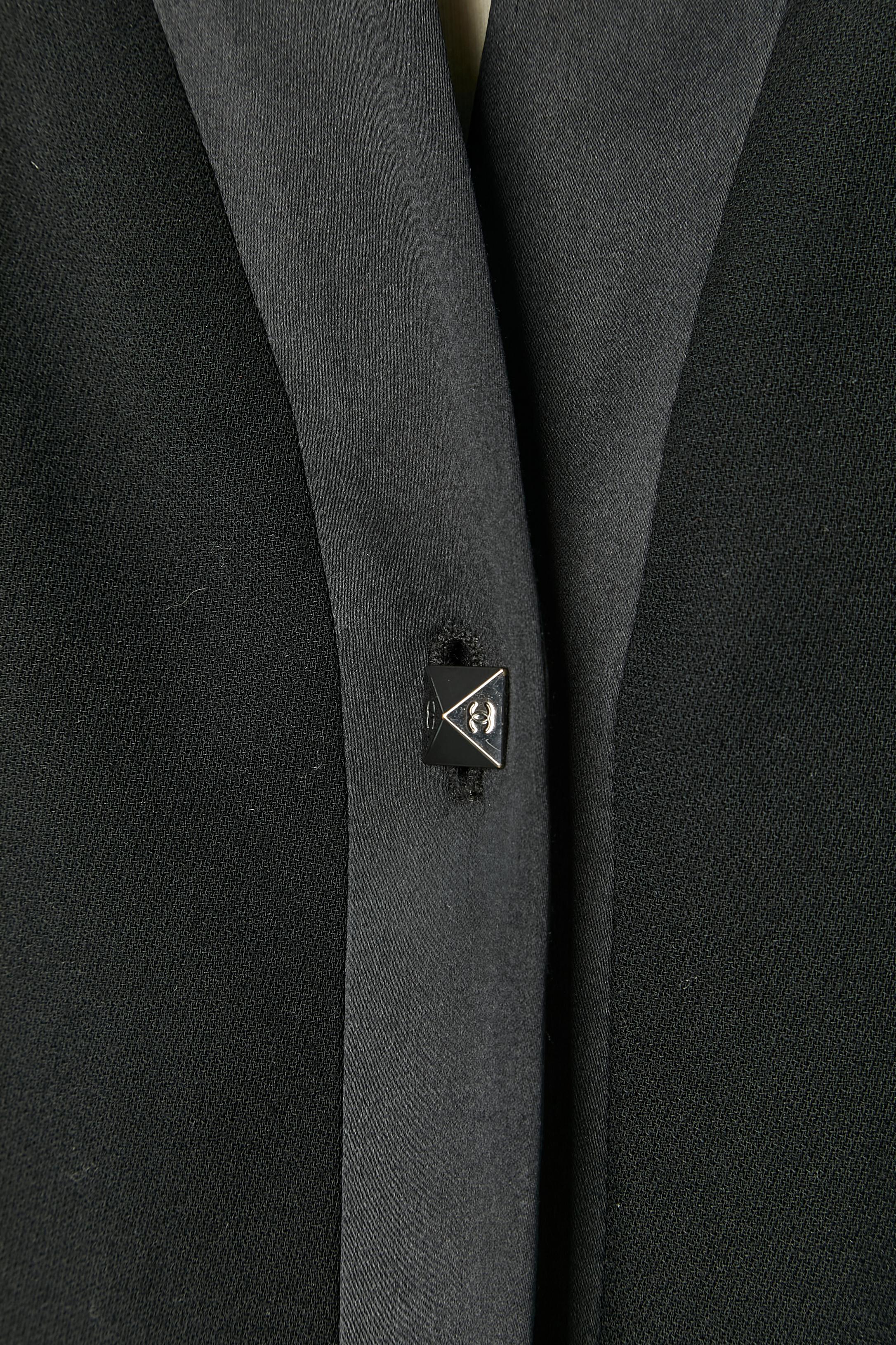 Nero Giacca monopetto nera con collo in seta Chanel 2003 in vendita