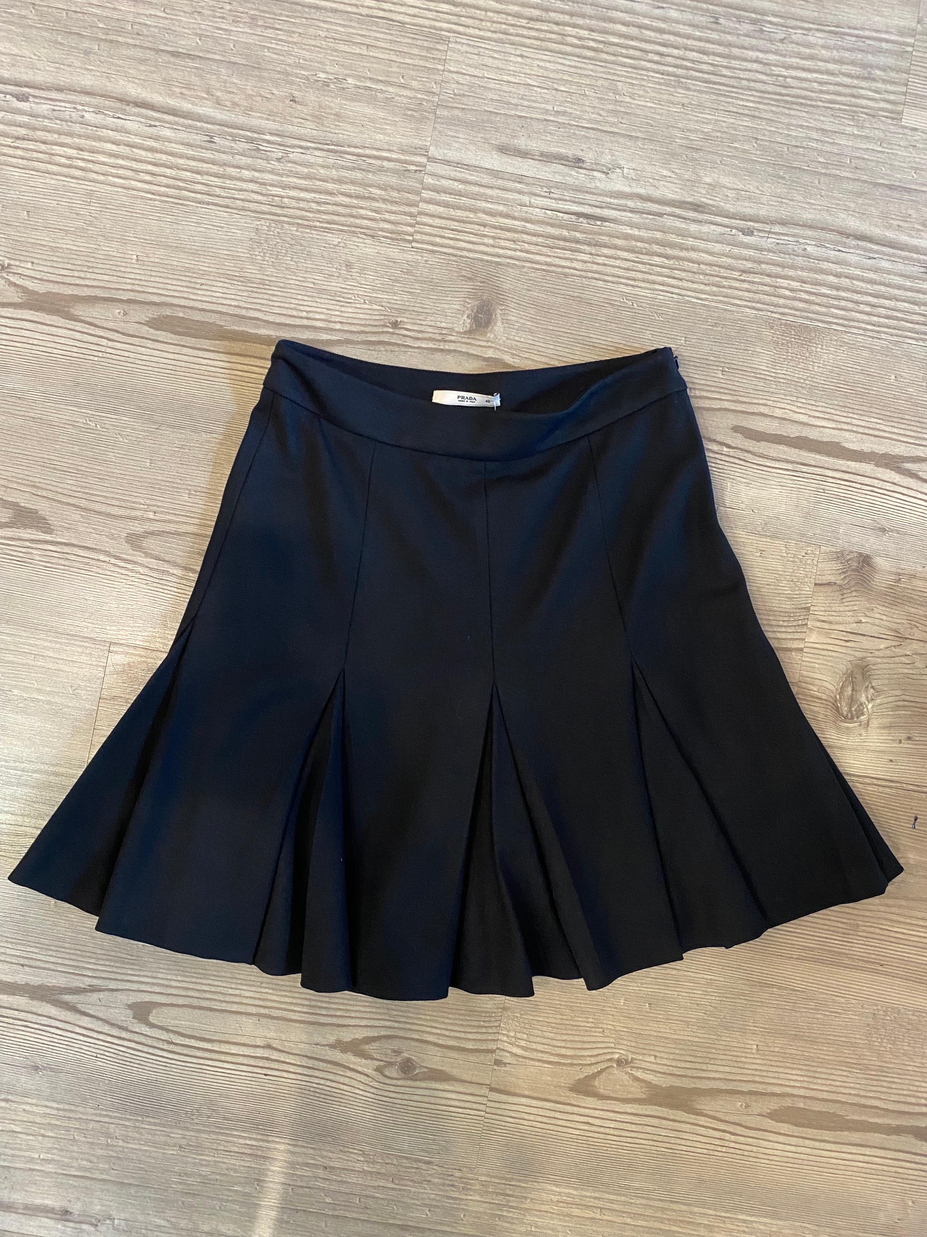 Black skirt Prada For Sale 2