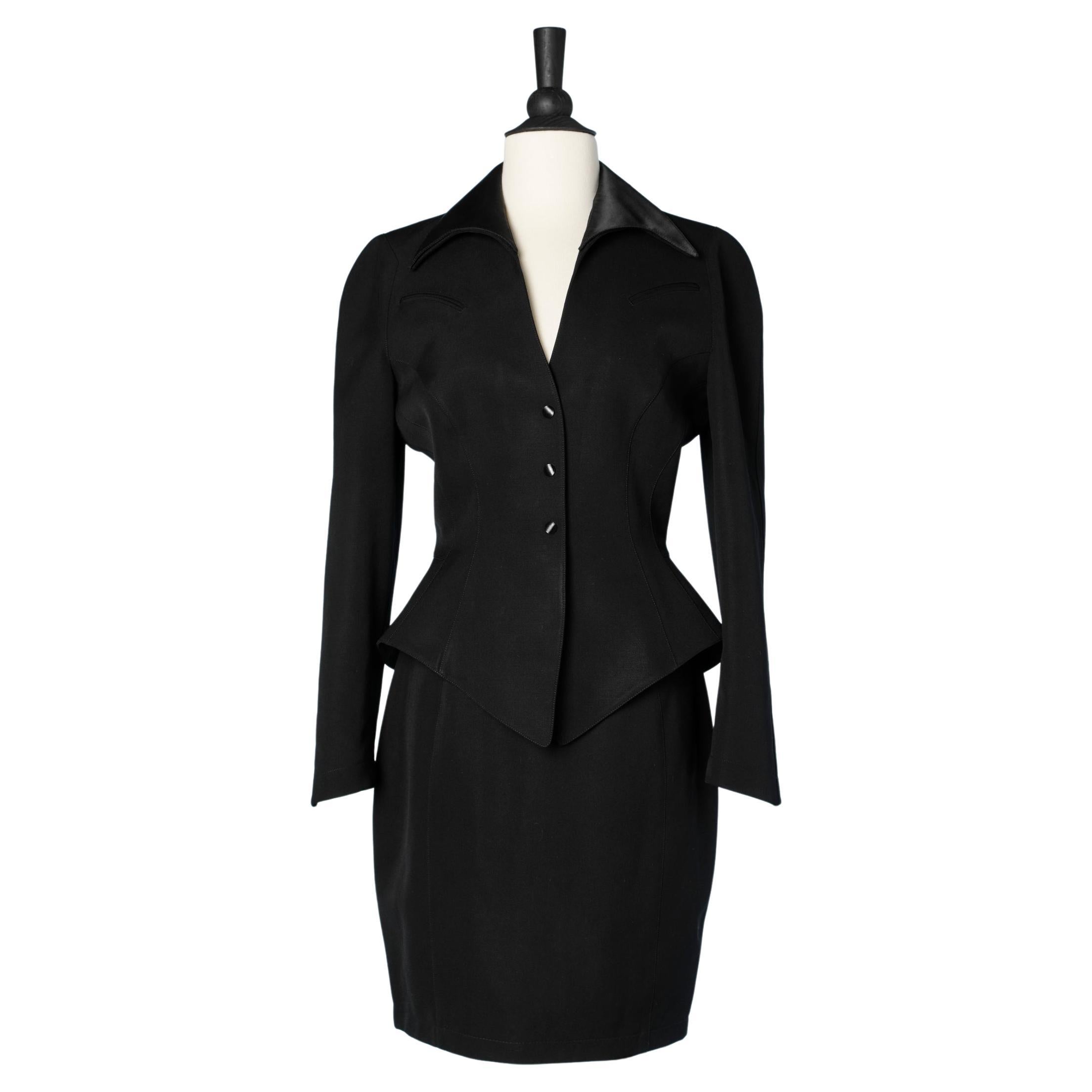 Black skirt suit in wool with black satin collar Thierry Mugler  For Sale