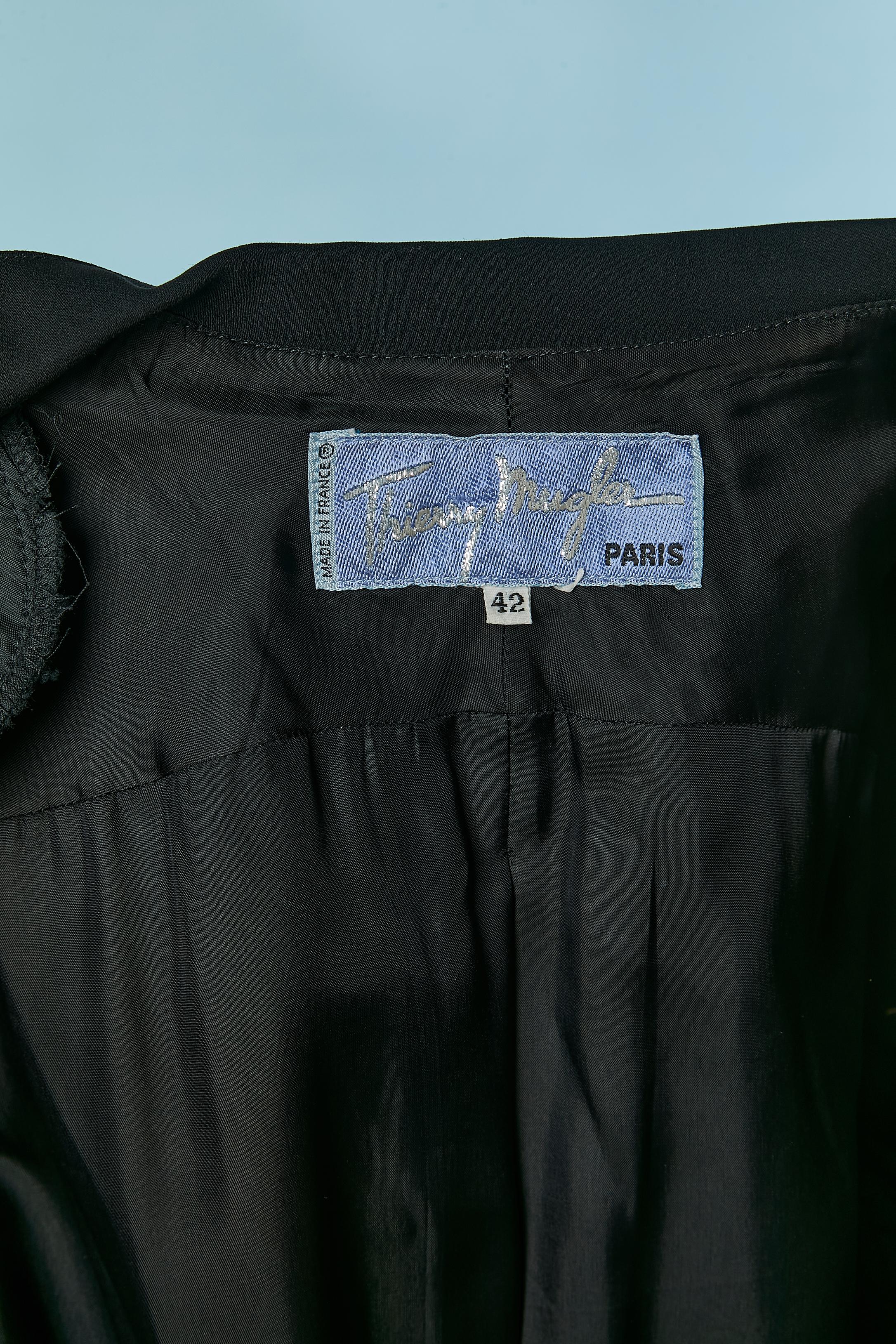 Black skirt-suit with double-breasted jacket THIERRY MUGLER For Sale 6