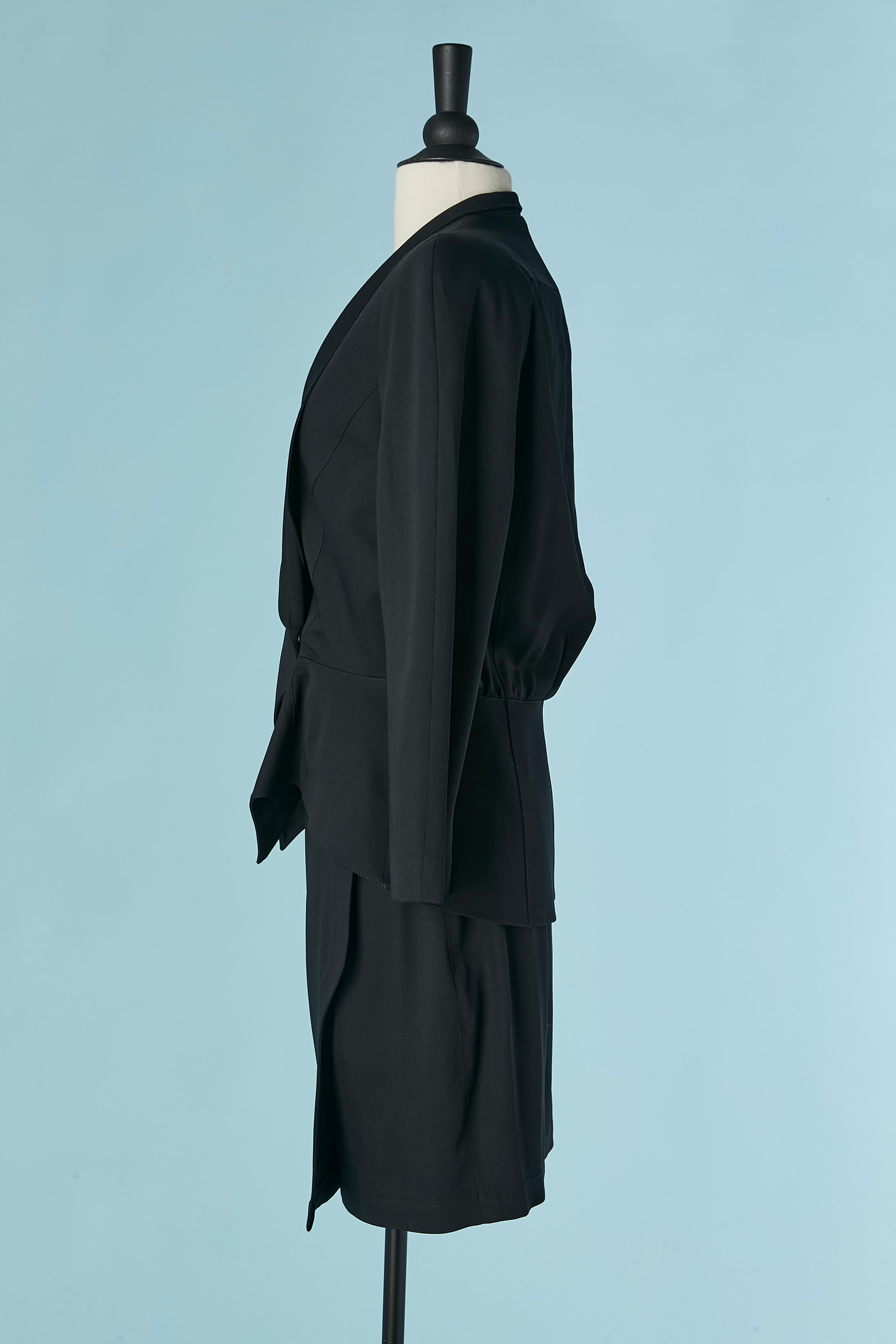 Black skirt-suit with double-breasted jacket THIERRY MUGLER For Sale 2