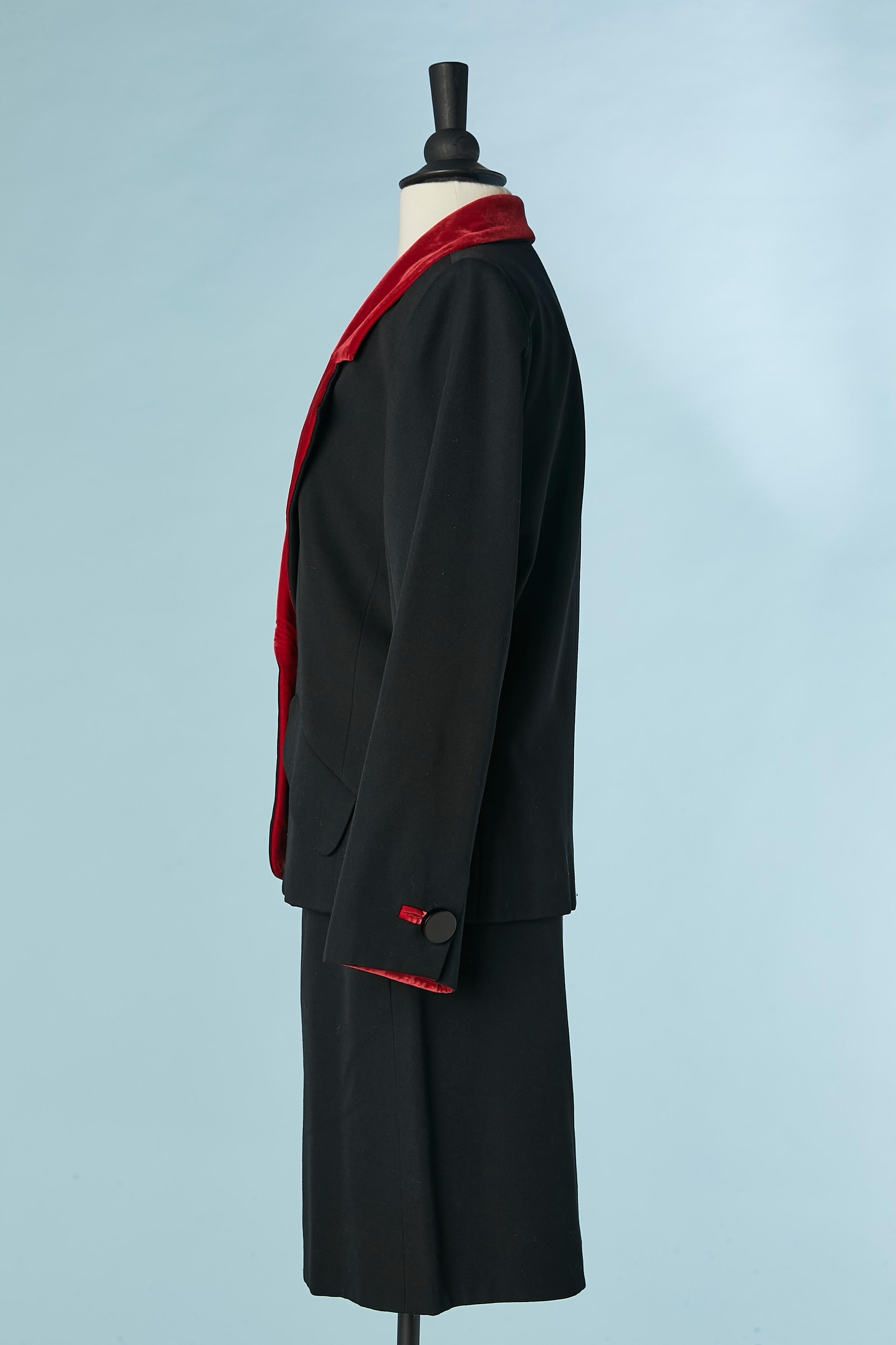 Black skirt-suit with red velvet details Yves Saint Laurent Rive Gauche 1980's  For Sale 2