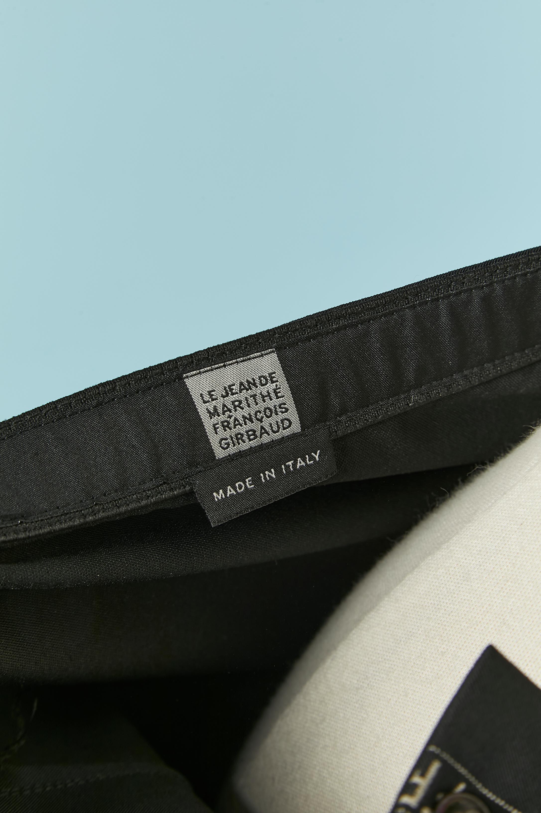 Falda negra con algo de fruncido en la parte delantera MARITÉ & FRANCOIS GIRBAUD en venta 2