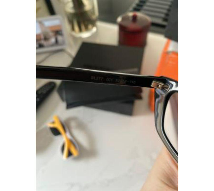 Noir Lunettes de soleil SL277 noires en vente