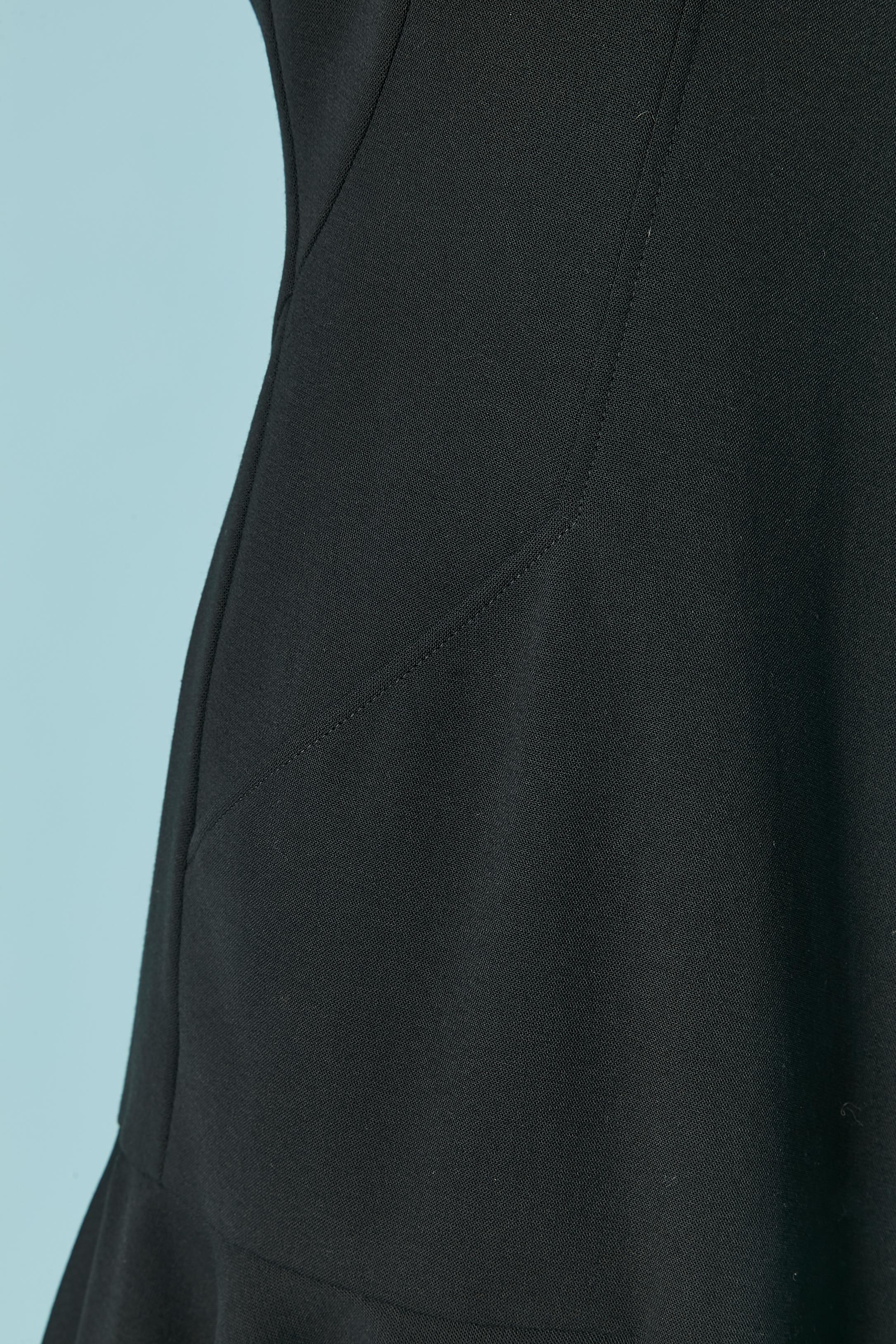 Schwarzes ärmelloses Cocktailkleid BARBARA BUI im Zustand „Hervorragend“ im Angebot in Saint-Ouen-Sur-Seine, FR