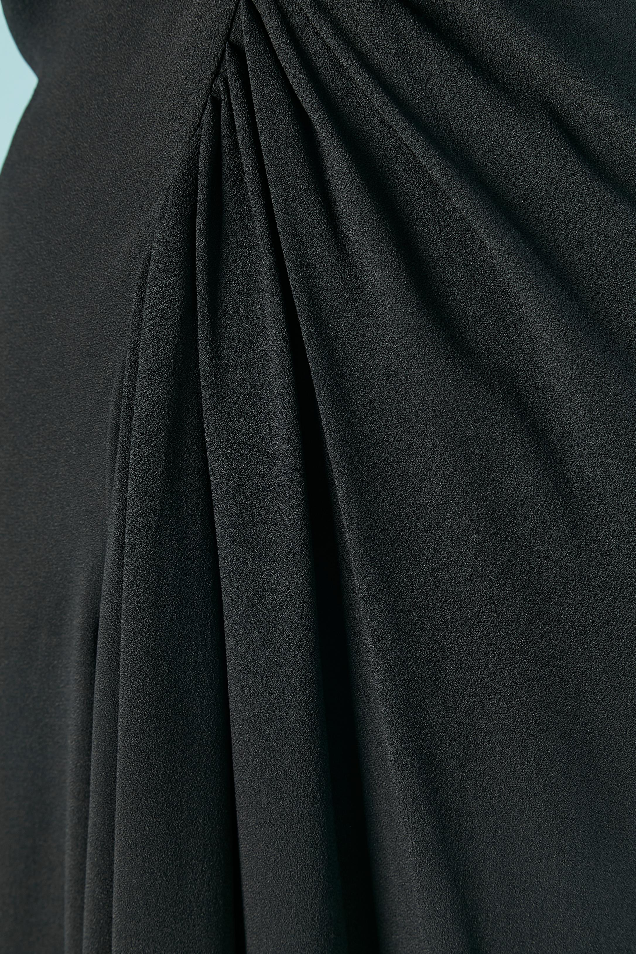 Vestido de cóctel negro sin mangas drapeado en el centro delantero PRADA Negro