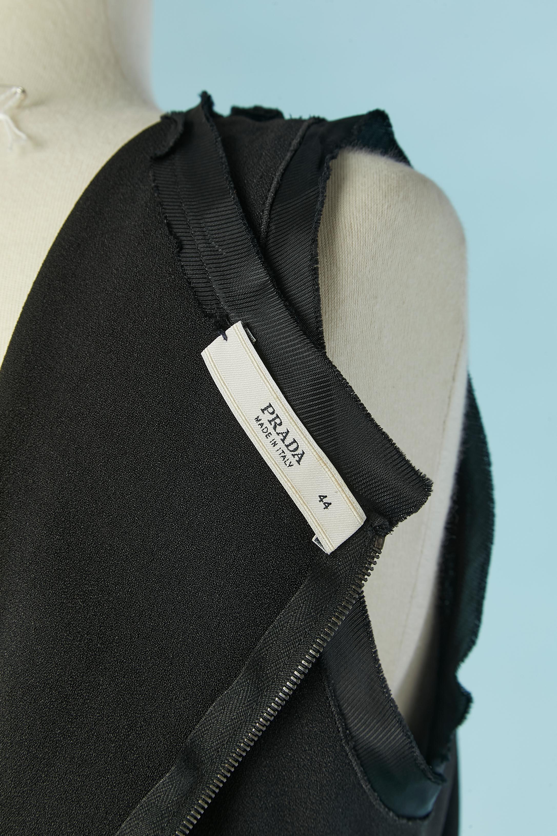 Vestido de cóctel negro sin mangas drapeado en el centro delantero PRADA 2