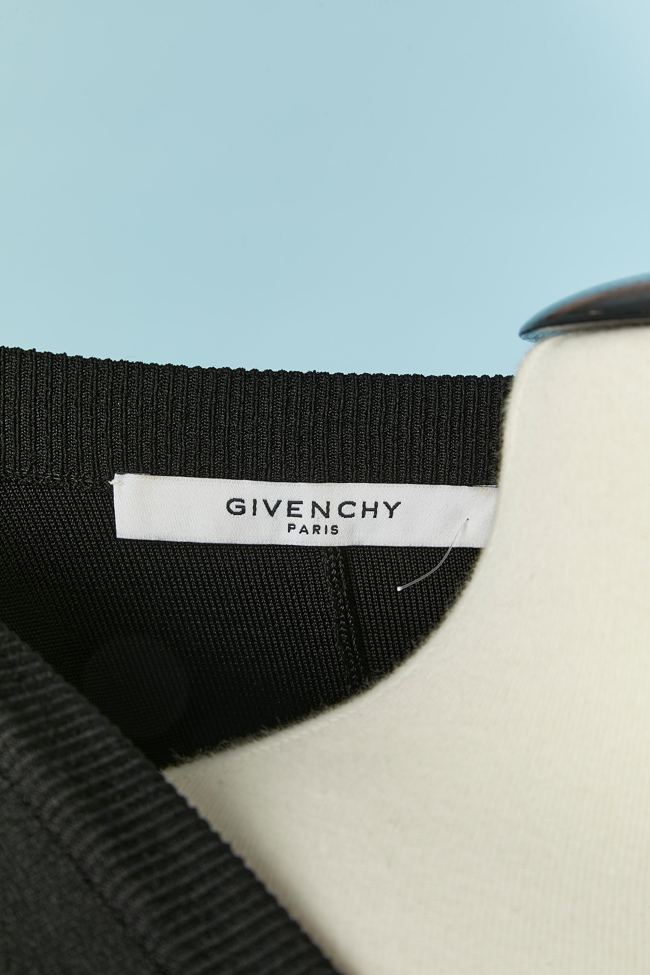 Schwarzes ärmelloses Cocktailkleid mit Kapuze GIVENCHY im Angebot 3