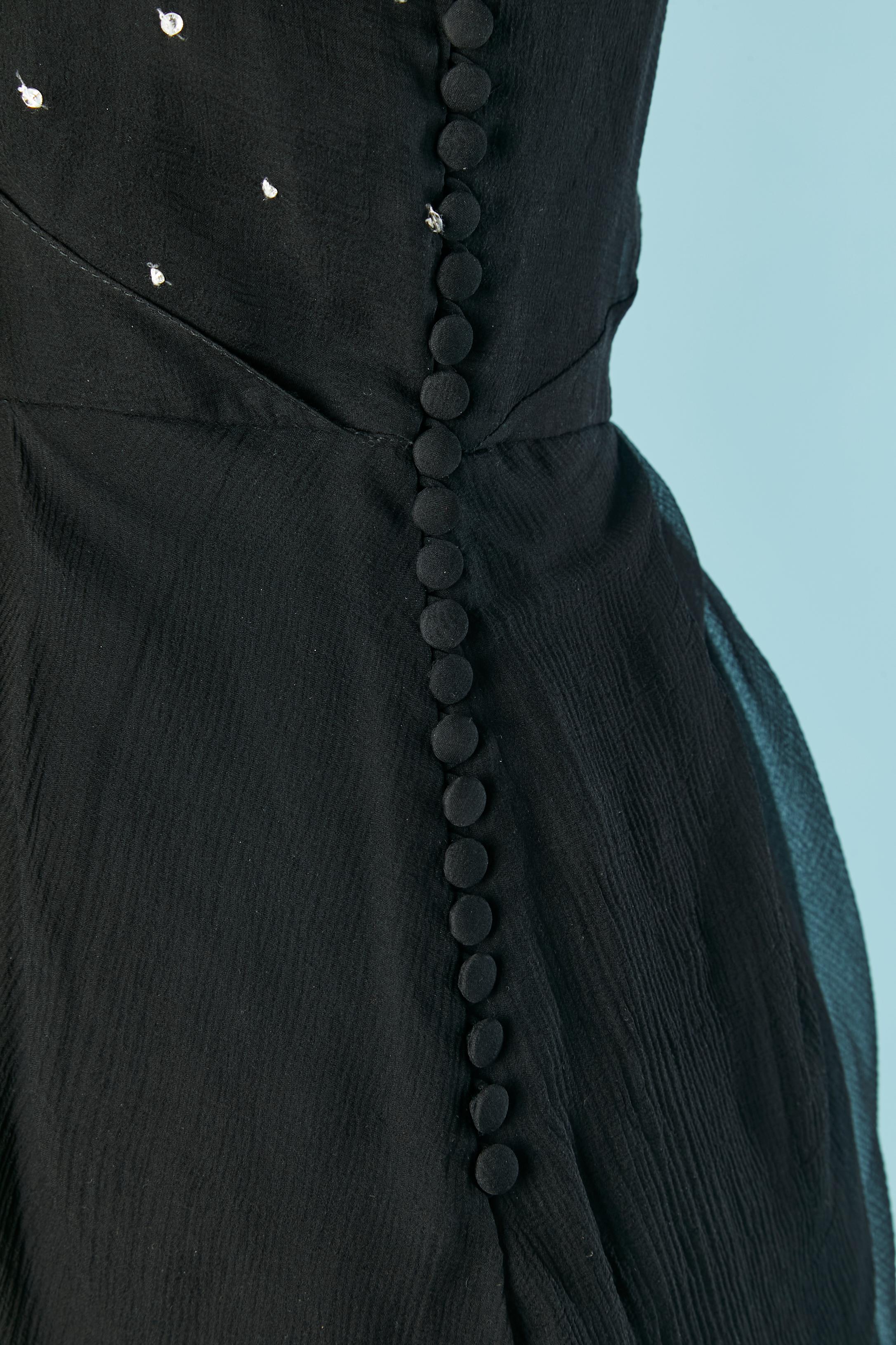 Schwarzes ärmelloses Cocktailkleid mit Strasssteinverzierung CHRISTIAN DIOR im Angebot 1