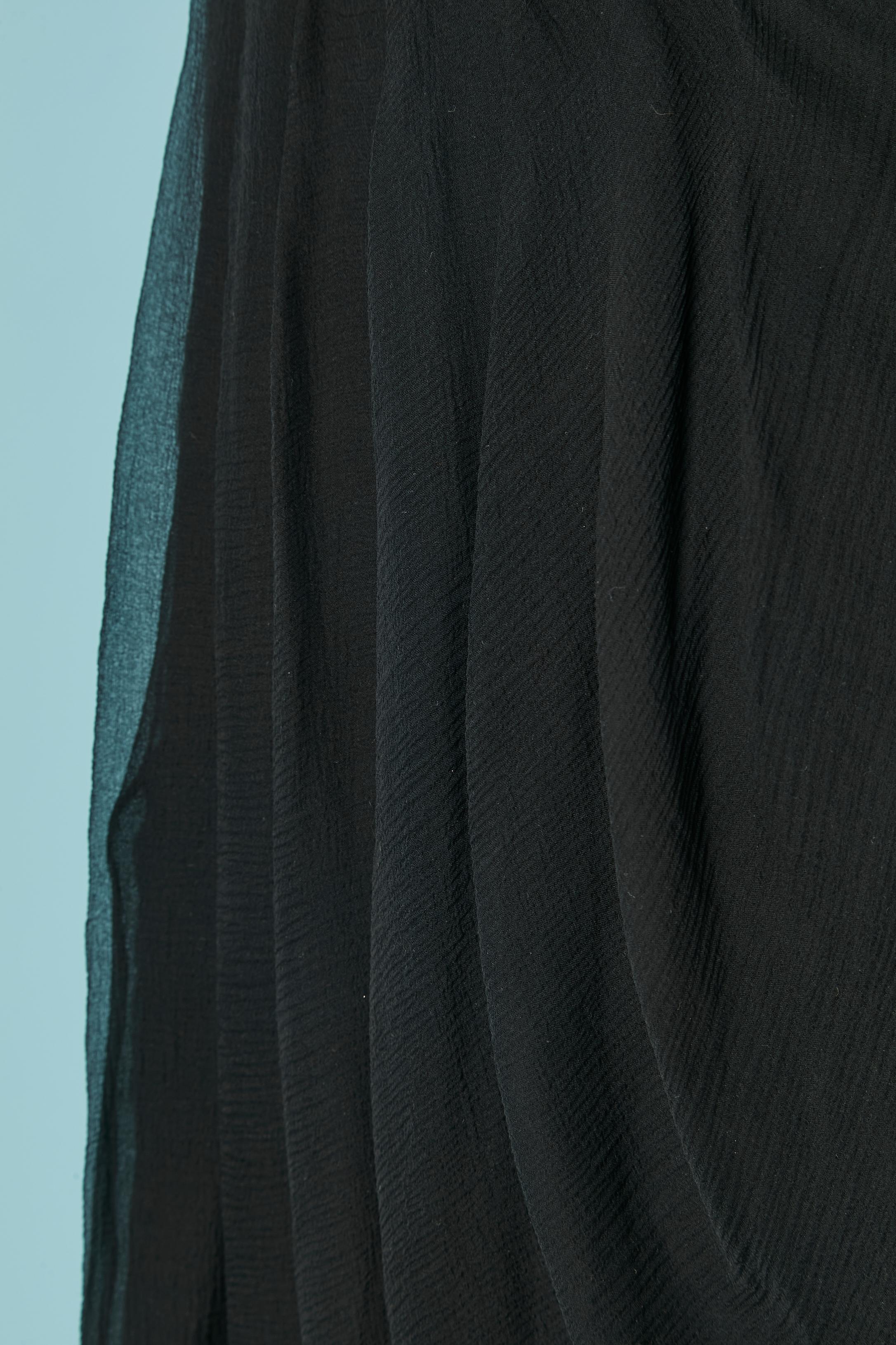 Schwarzes ärmelloses Cocktailkleid mit Strasssteinverzierung CHRISTIAN DIOR im Angebot 2