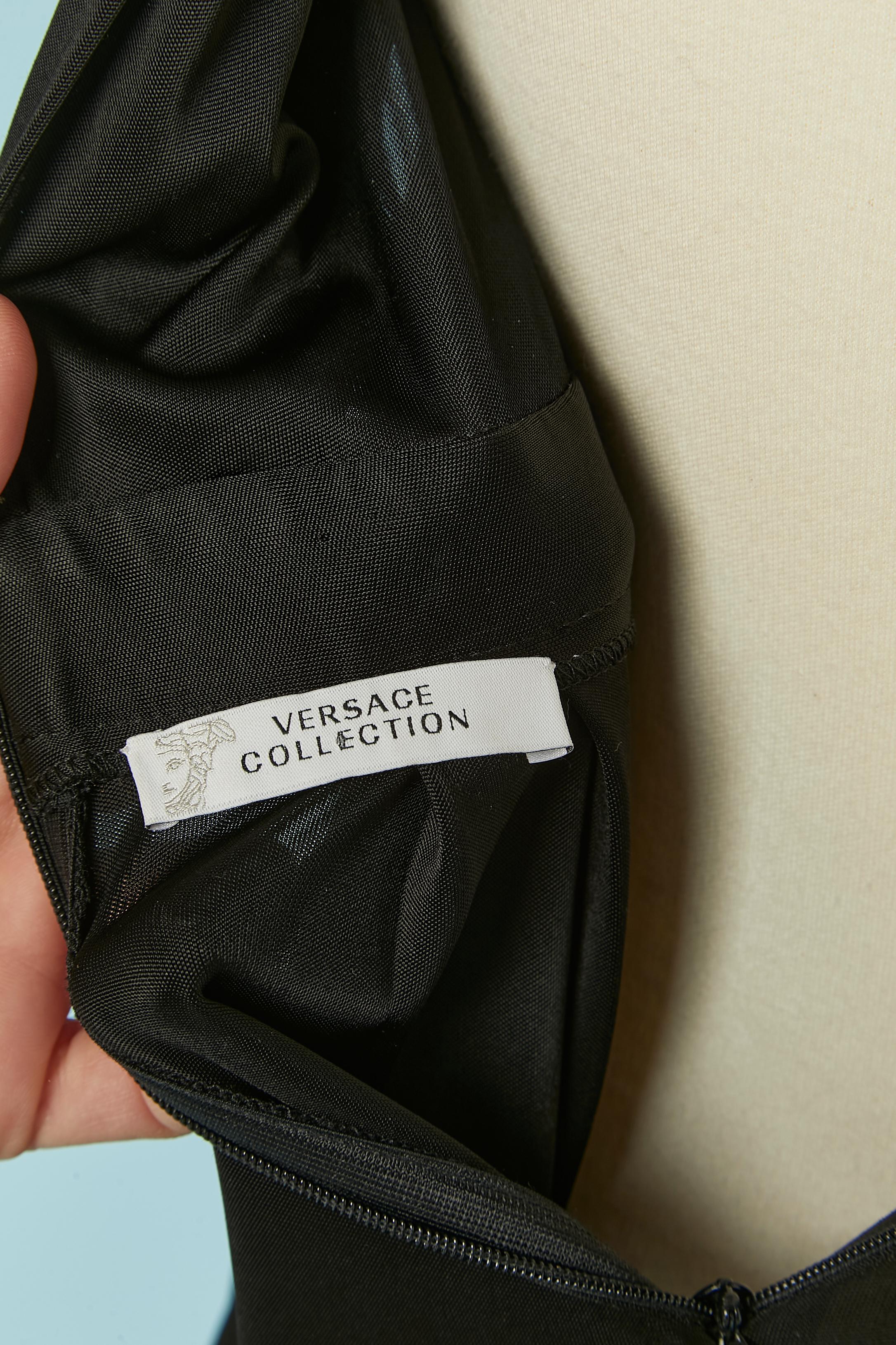 Vestido de noche negro sin mangas VERSACE COLLECTION en venta 2