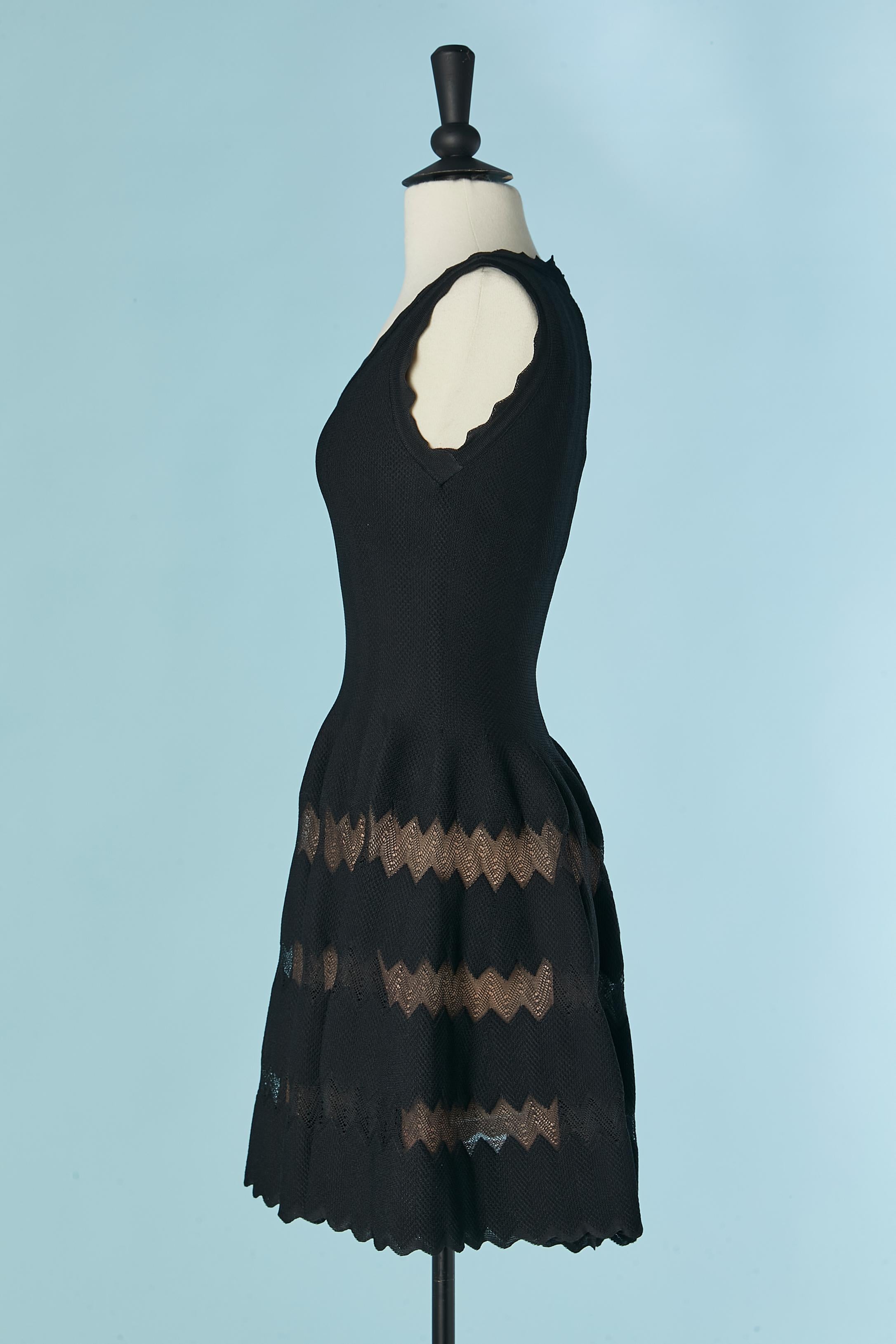 De las mujeres Vestido negro de jacquard sin mangas con forro transparente ALAIA en venta