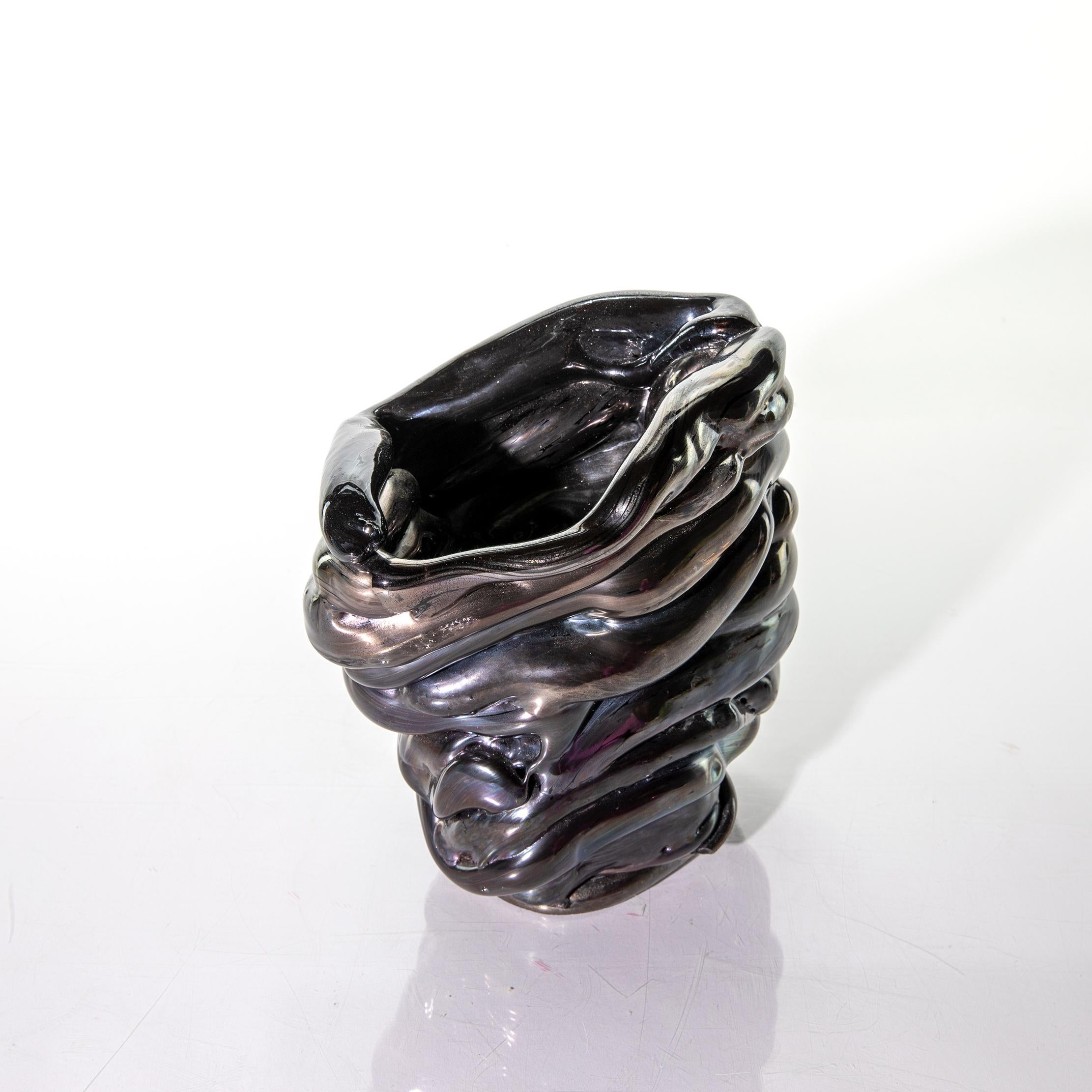 Black Snake Glass Sculpted Vase In New Condition For Sale In Newburgh, NY