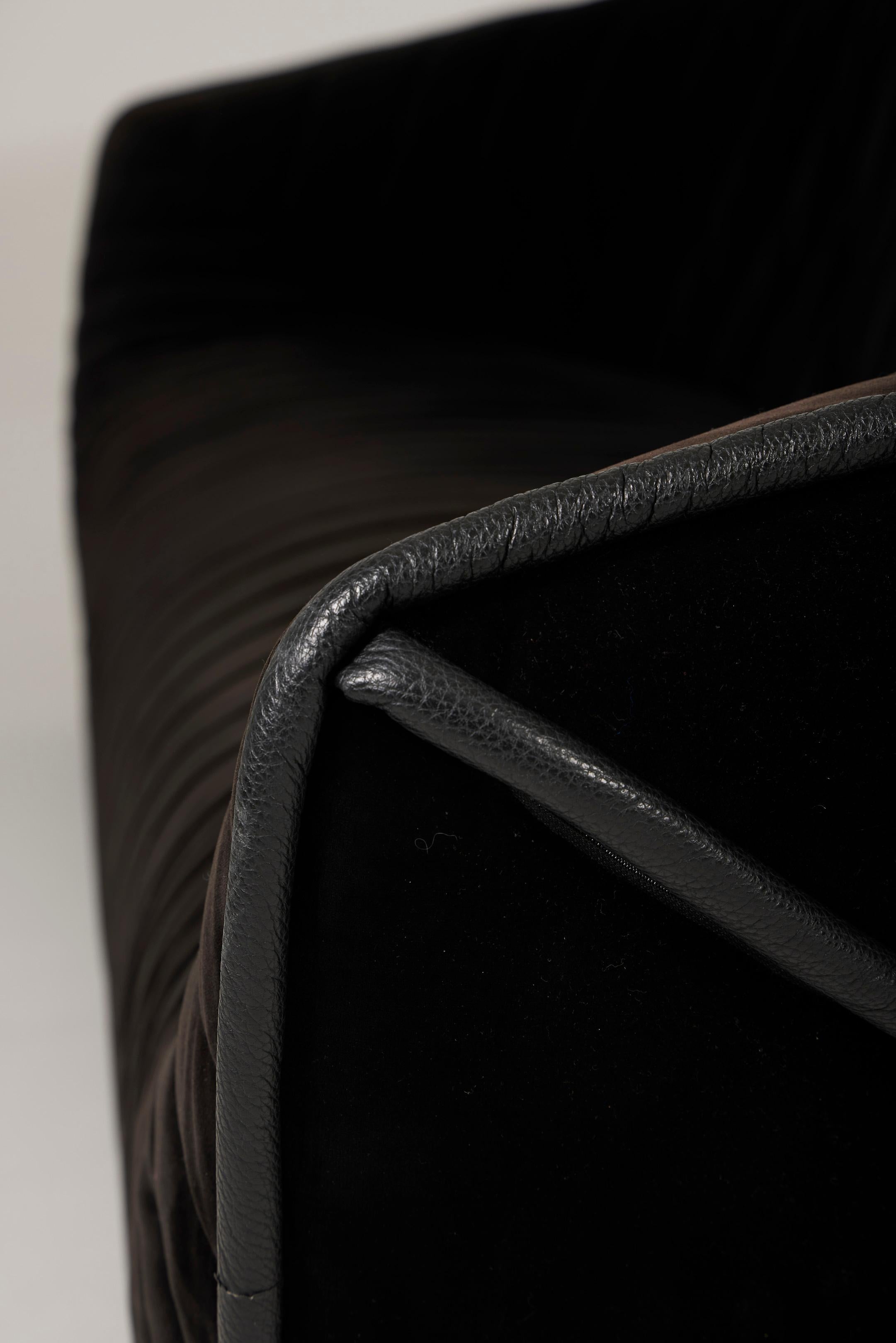 20th Century Black sofa by Cédric Ragot