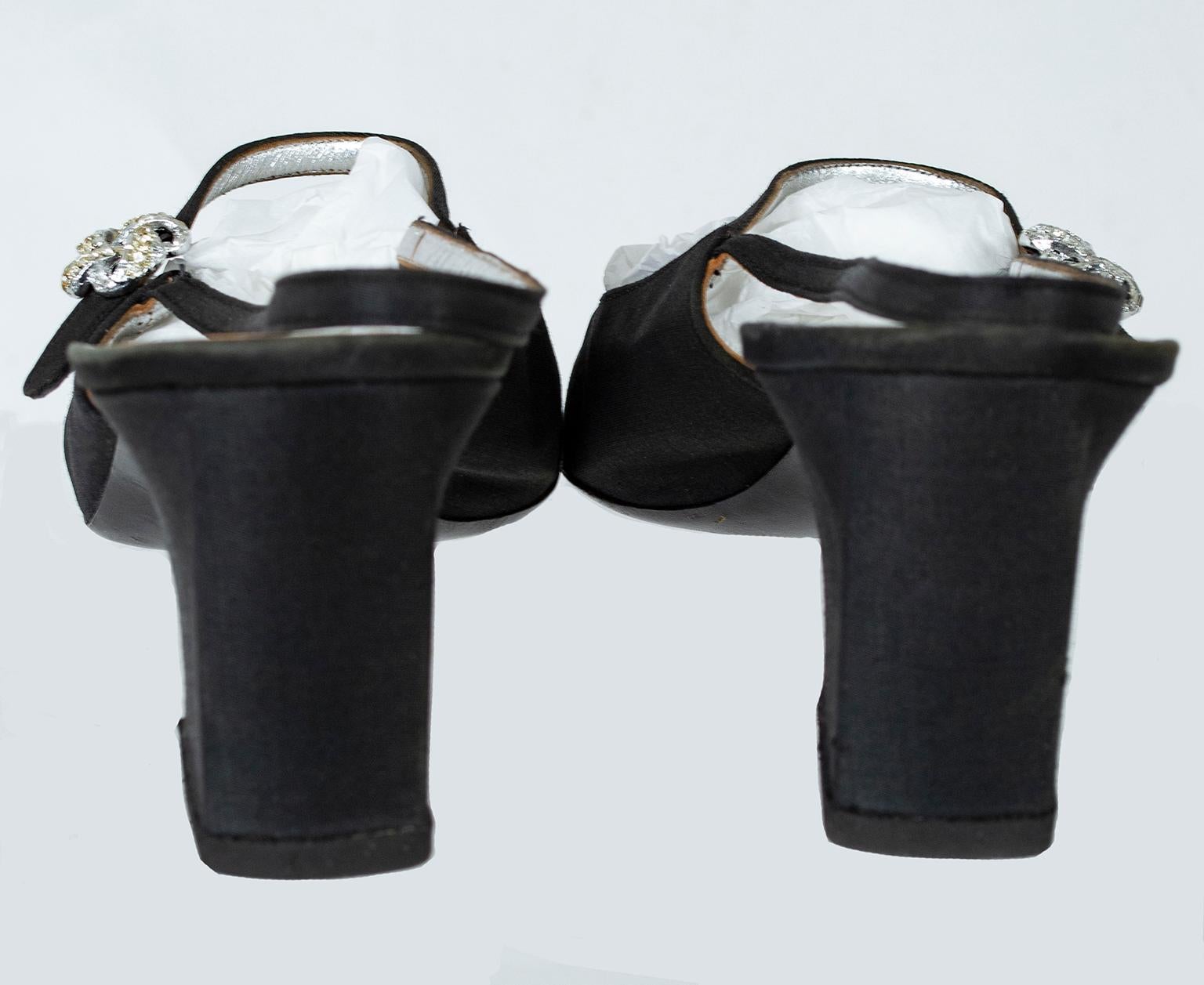 Black Souliers Christian Dior Jeweled Slingback Evening Sandal – US 10, 1960s In Good Condition In Tucson, AZ
