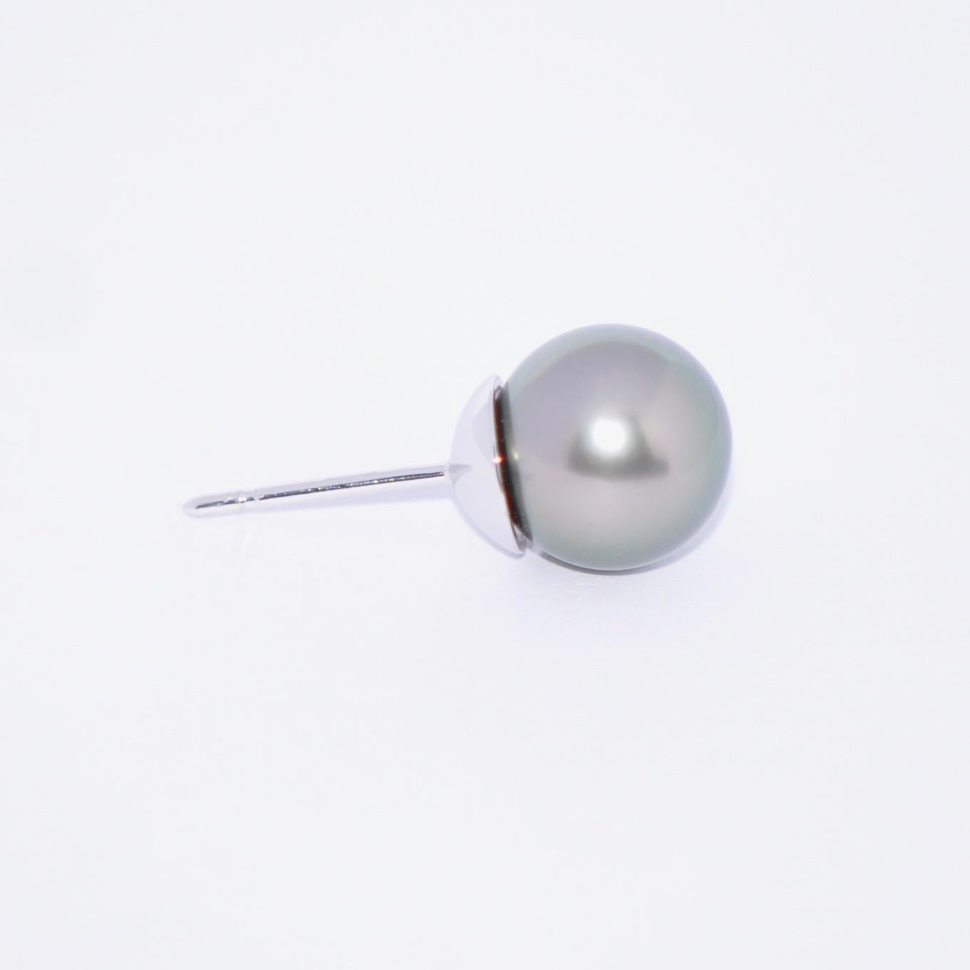 Black South Sea Pearl 18 Karat White Gold Earrings For Sale 2