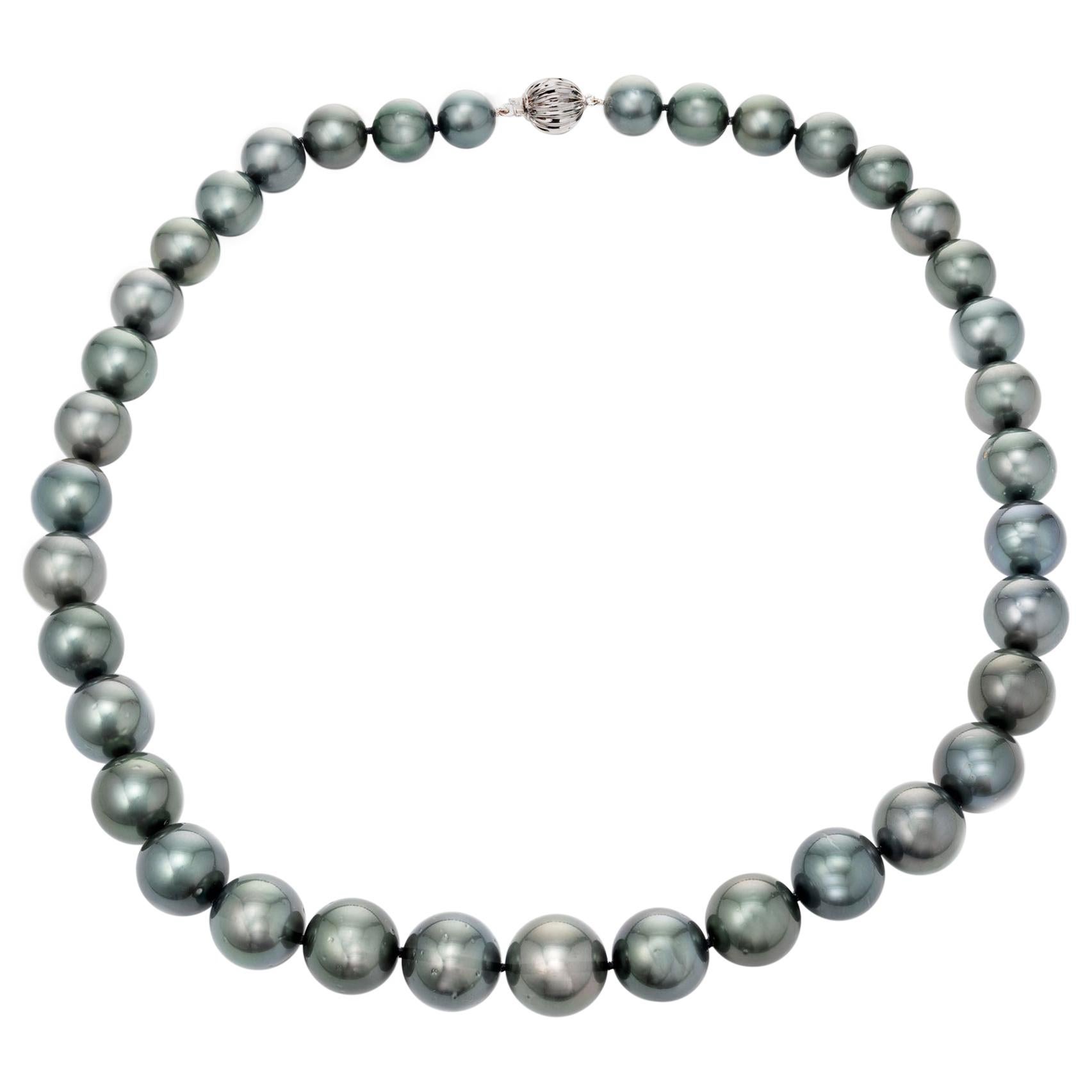 Black South Sea Pearl White Gold Necklace For Sale