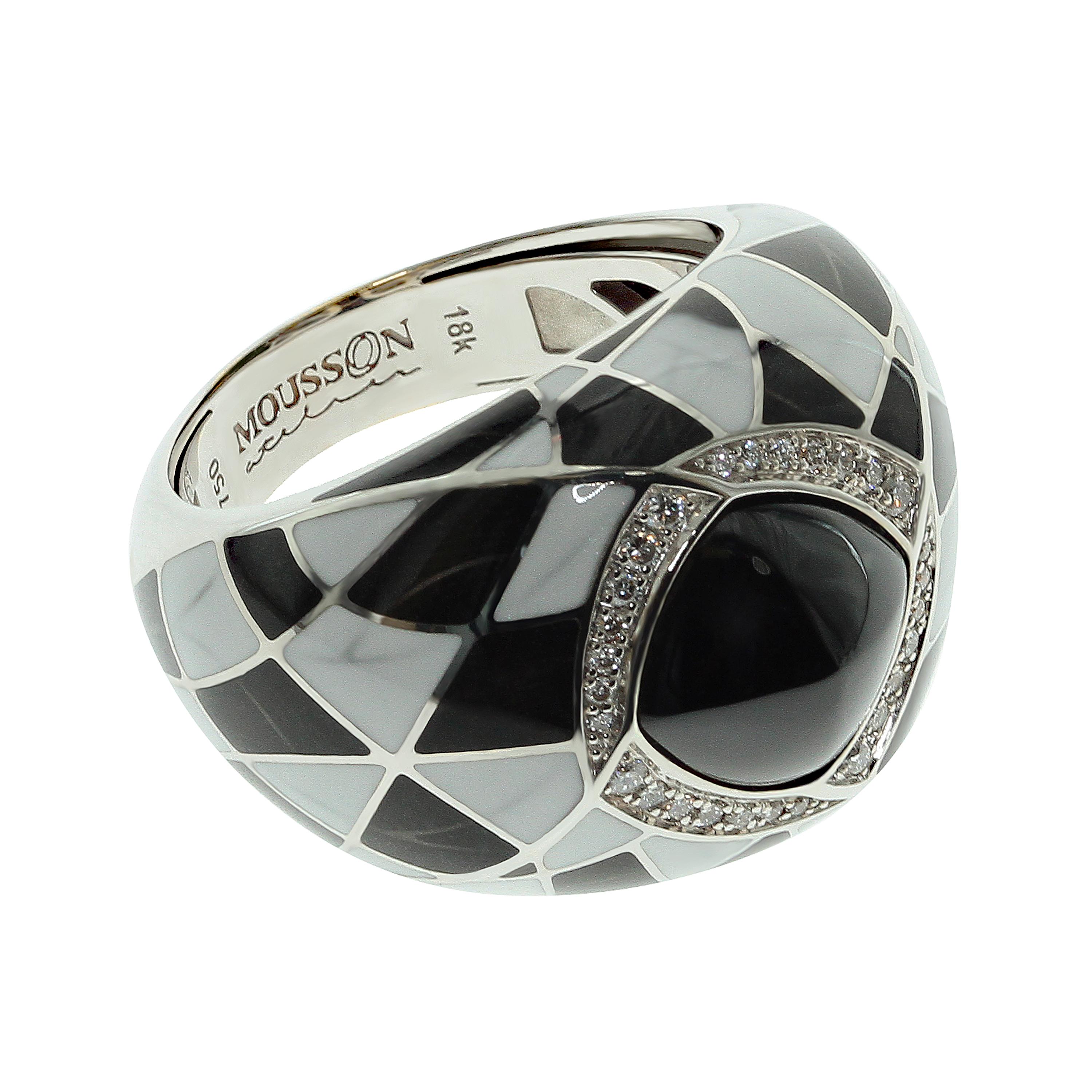 Black Spinel Diamond Enamel 18 Karat White Gold Ring

Contrast black and white pattern looks like mysterious chessboard. Meet Mad Hatter and White Rabbit. Feel yourself like Alice from Wonderland. 

US Size 7 3/4
EU Size 55 7/8

24.5x17.3 mm
11.48 gm