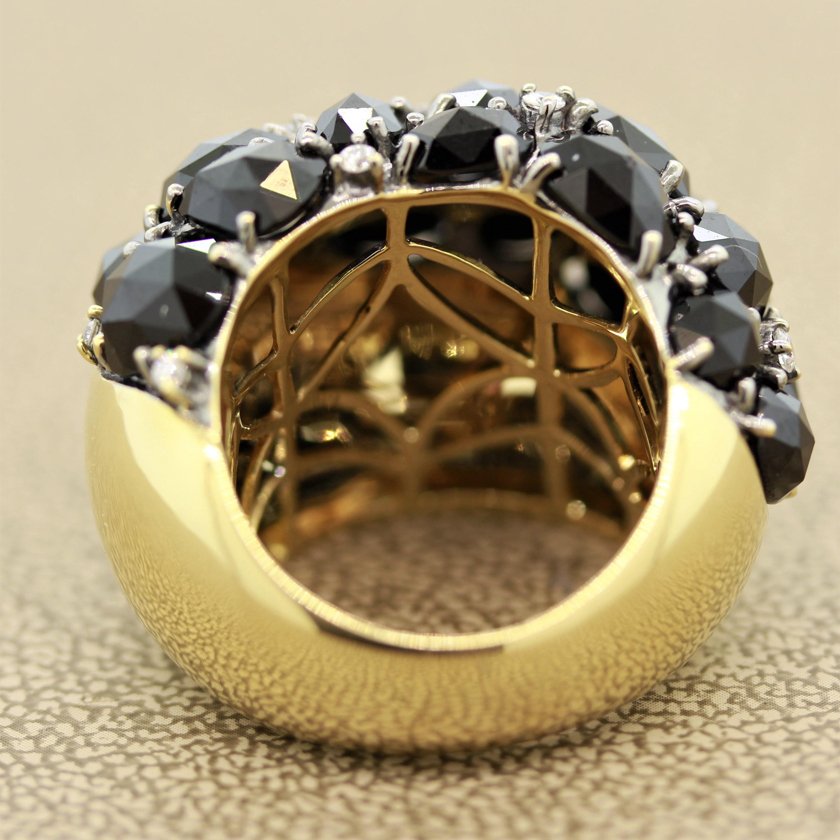 Black Spinel Diamond Gold Cocktail Ring In New Condition In Beverly Hills, CA
