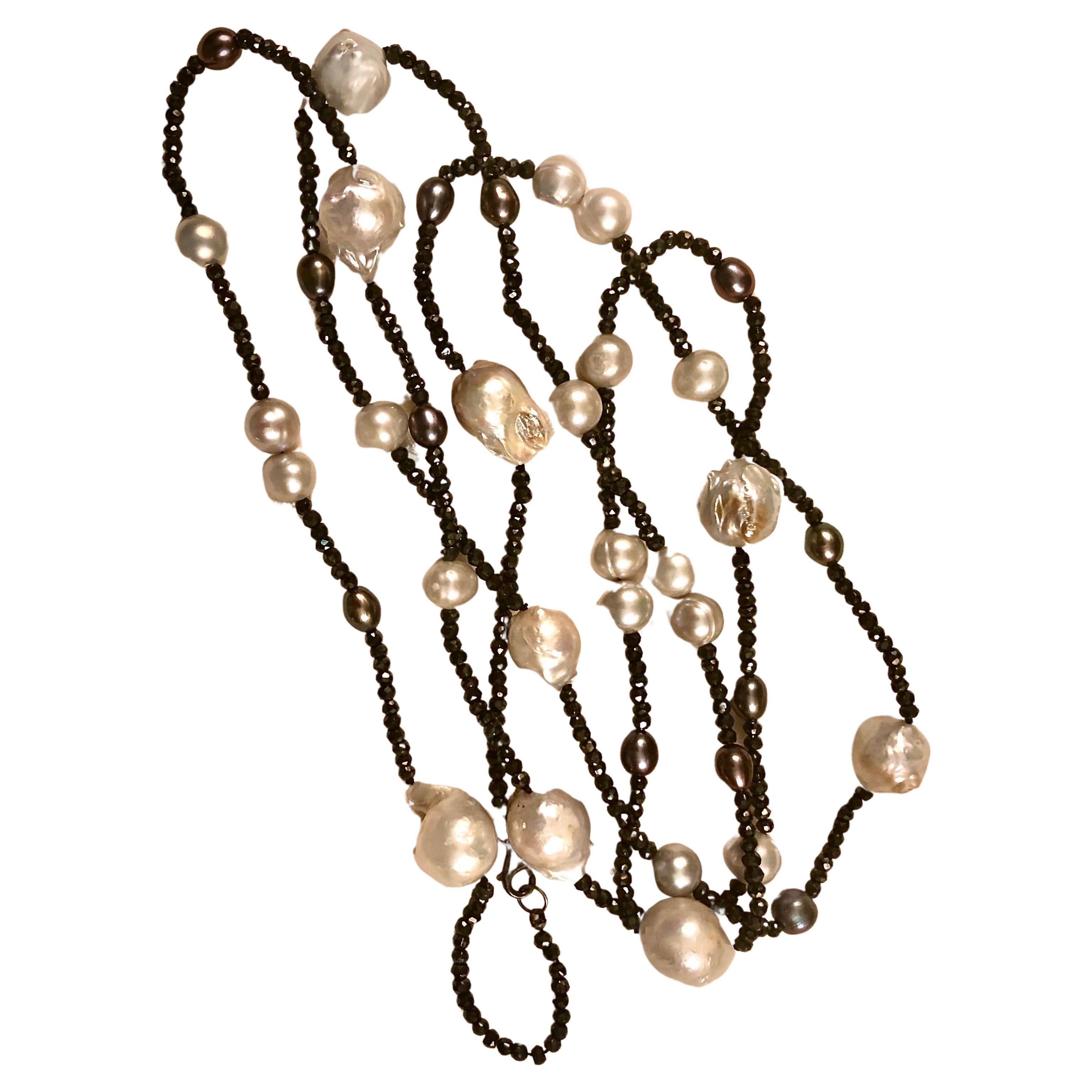 Black spinels , baroque pearls and black pearl necklace For Sale