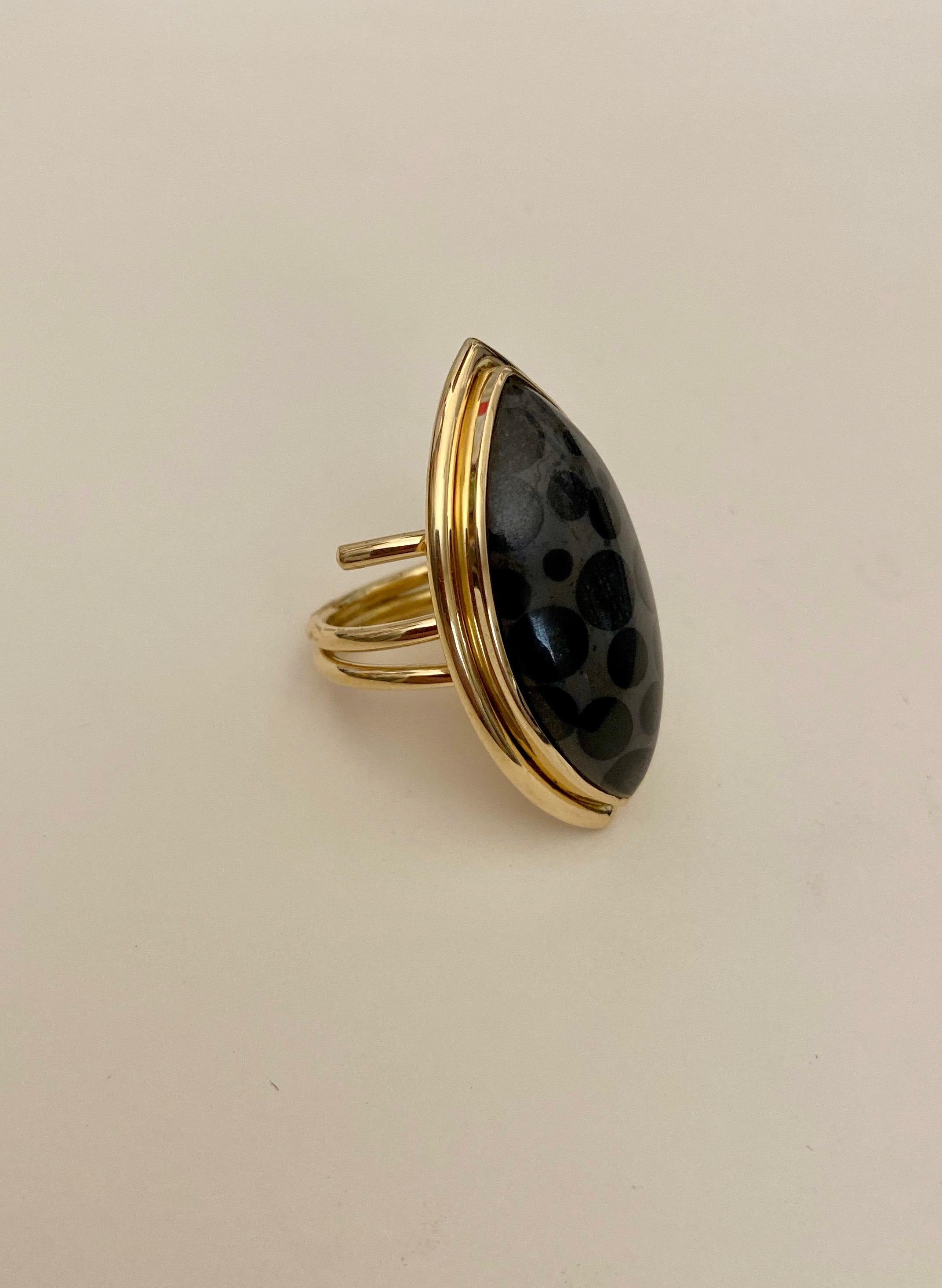 Black Spotted Fossilized Coral 18 Karat Yellow Gold Spring Ring 4
