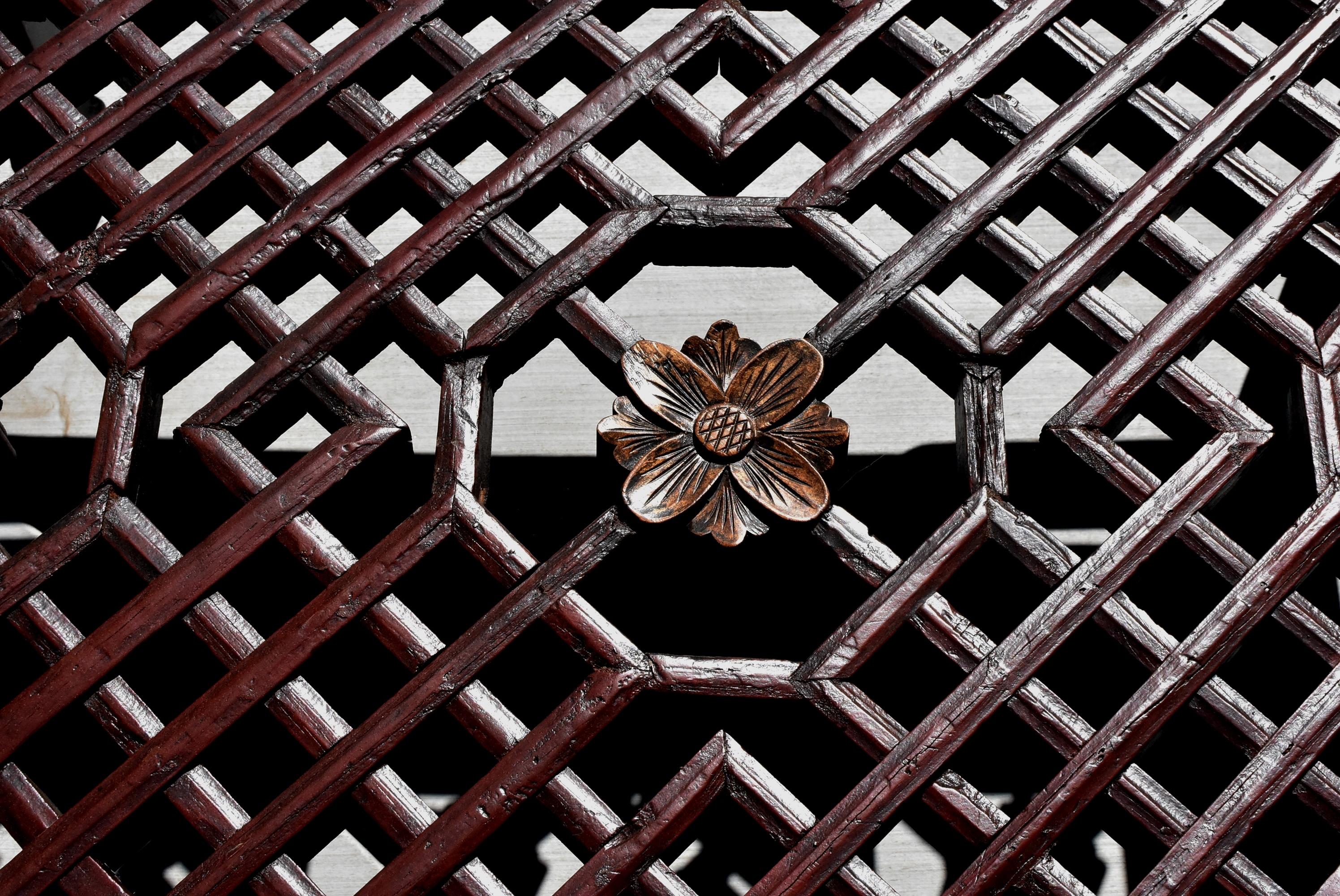 Black Square Asian Coffee Table with Antique Lattice Screen 3