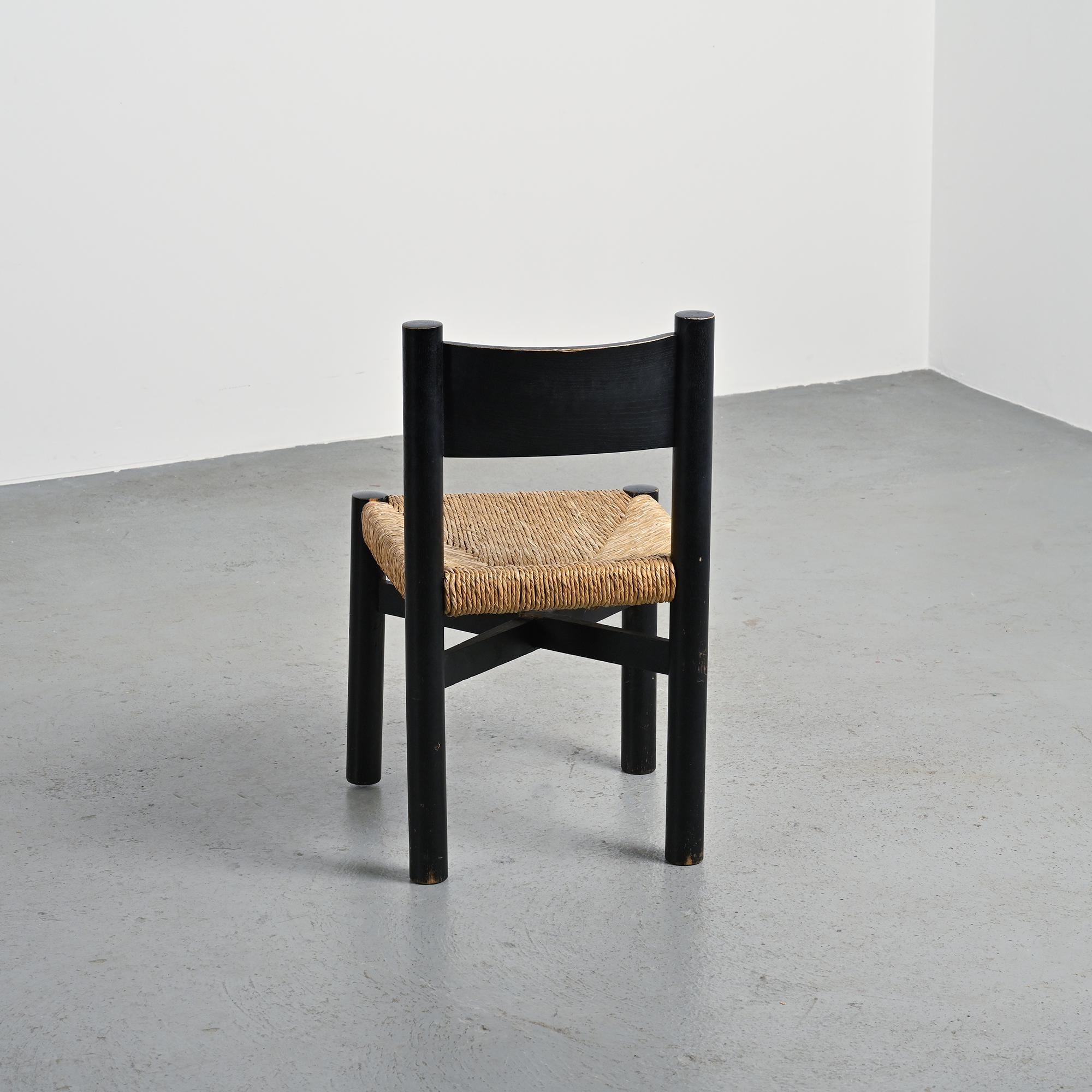 20ième siècle Chaise Meribel teintée noire, Charlotte Perriand, vers 1950 en vente