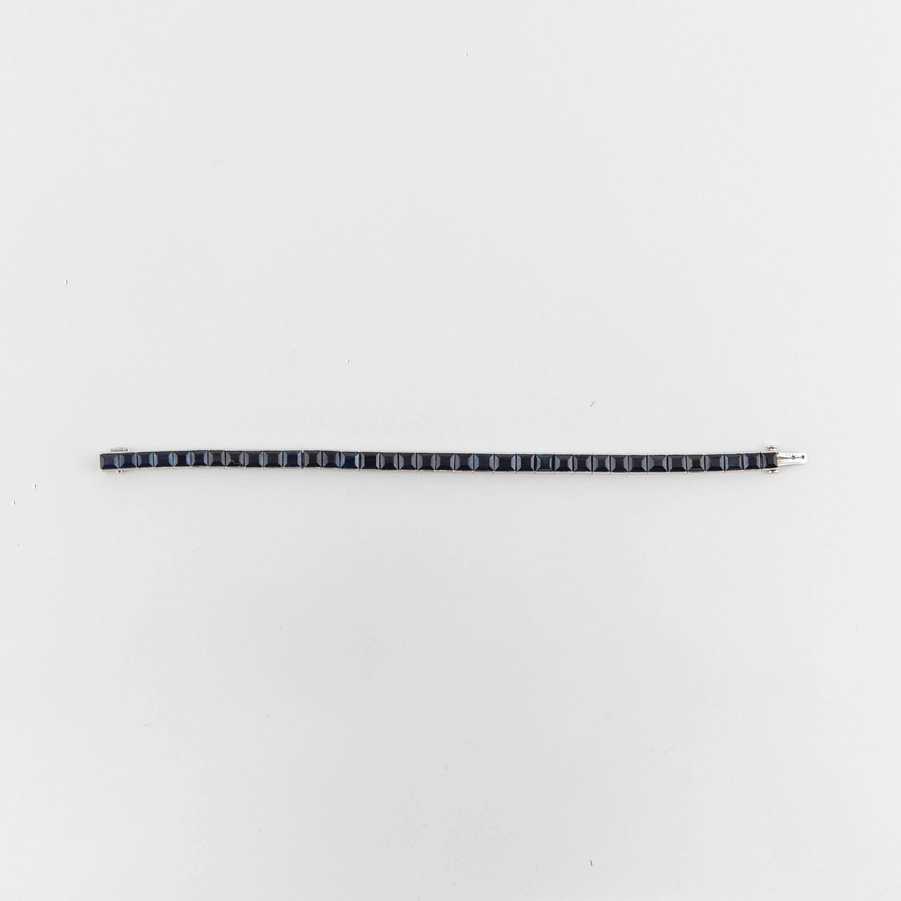 Schwarzes Starr & Frost Sapphire Line Armband aus Platin im Zustand „Gut“ im Angebot in Houston, TX