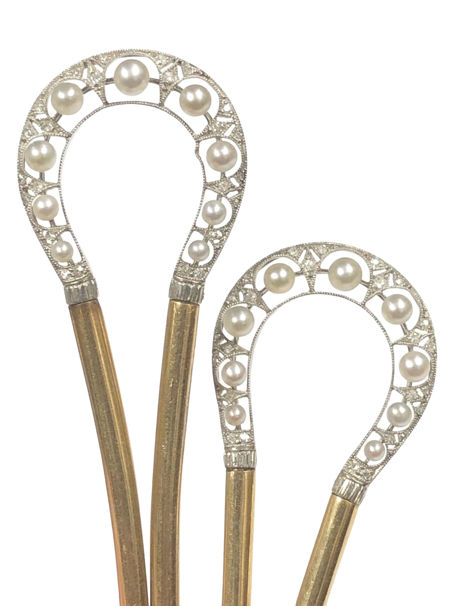 Circa 1910 Black Star & Frost Platinum top and 14k Hair Comb / Pins, measuring 3 3/4 inches in length, having a Horse Shoe top set with old cut Diamonds and Natural Pearls. Signed: B.S.& F.