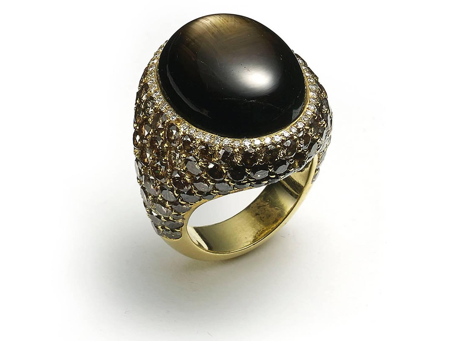 Ring mit schwarzem Sternsaphir und Diamant (Moderne)