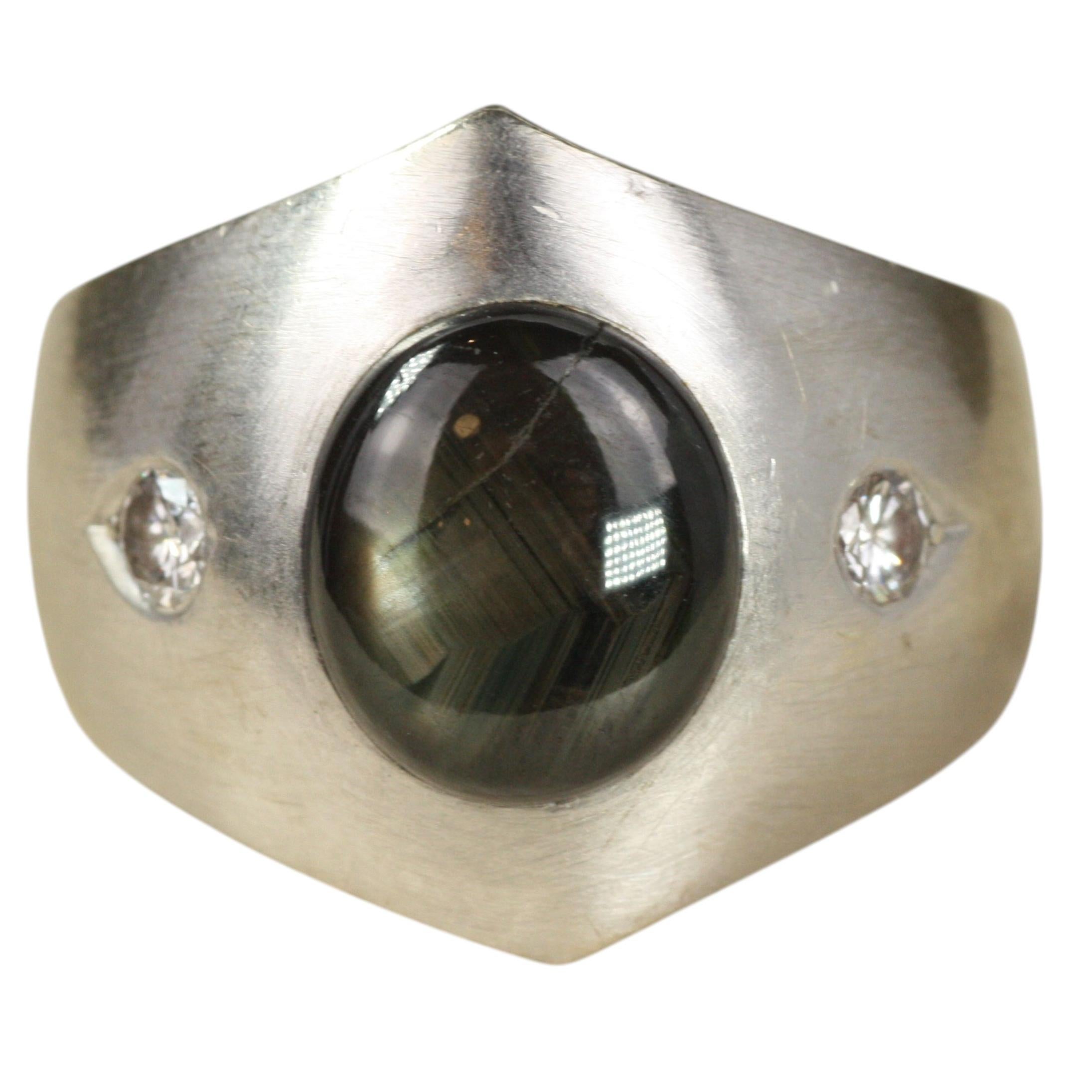 Black Star Sapphire and Diamond Three-Stone Dome Ring For Sale