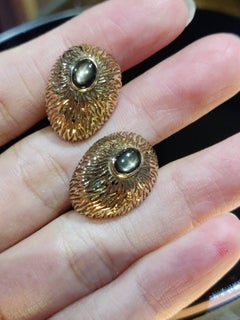 Black Star Sapphire Oval-Shaped Textured Dome 14k Gold Cufflinks