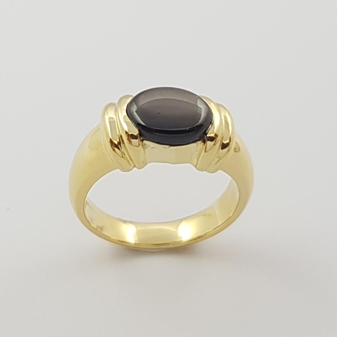 Black Star Sapphire Ring Set in 18 Karat Gold Settings For Sale 3