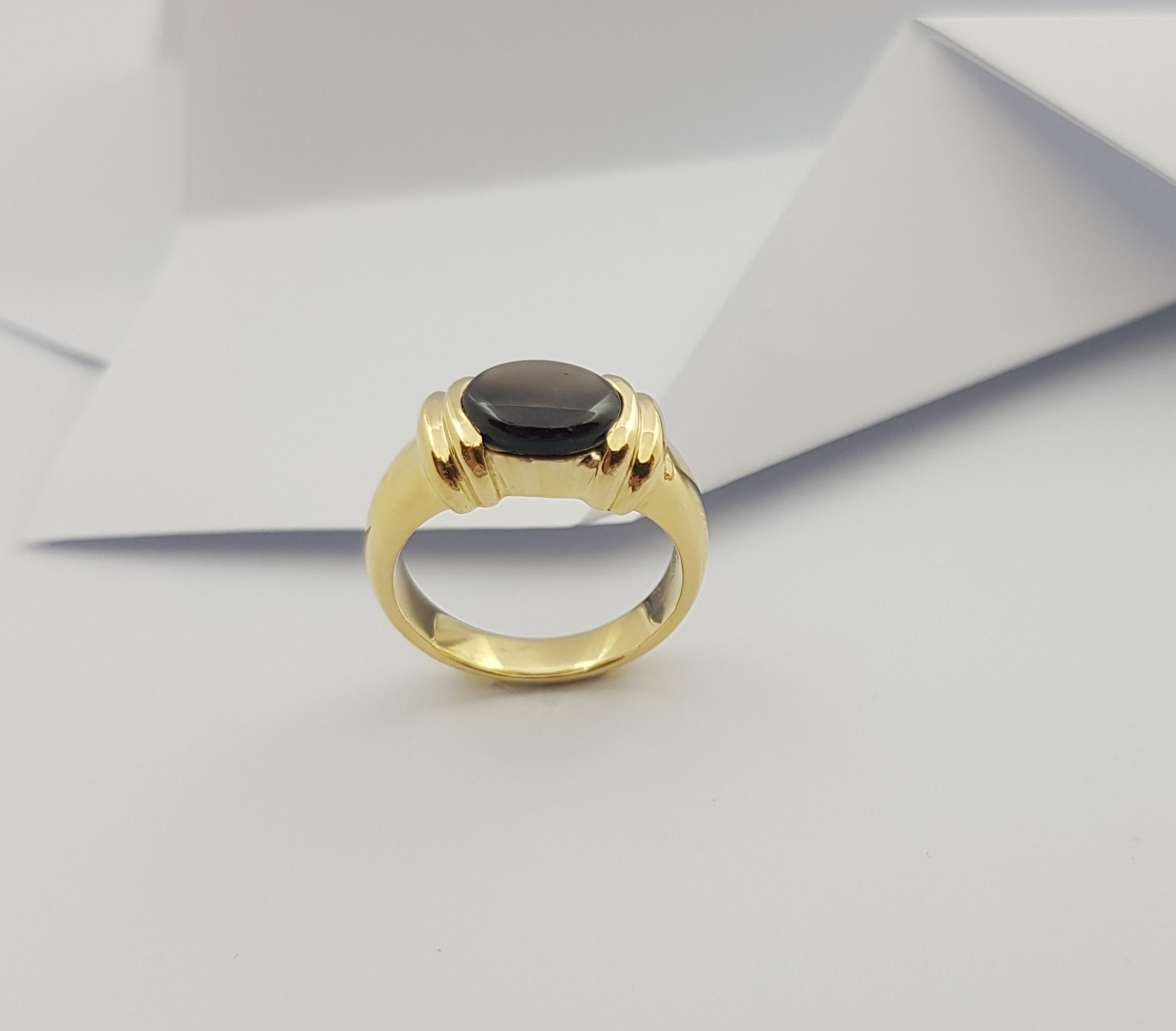 Black Star Sapphire Ring Set in 18 Karat Gold Settings For Sale 5