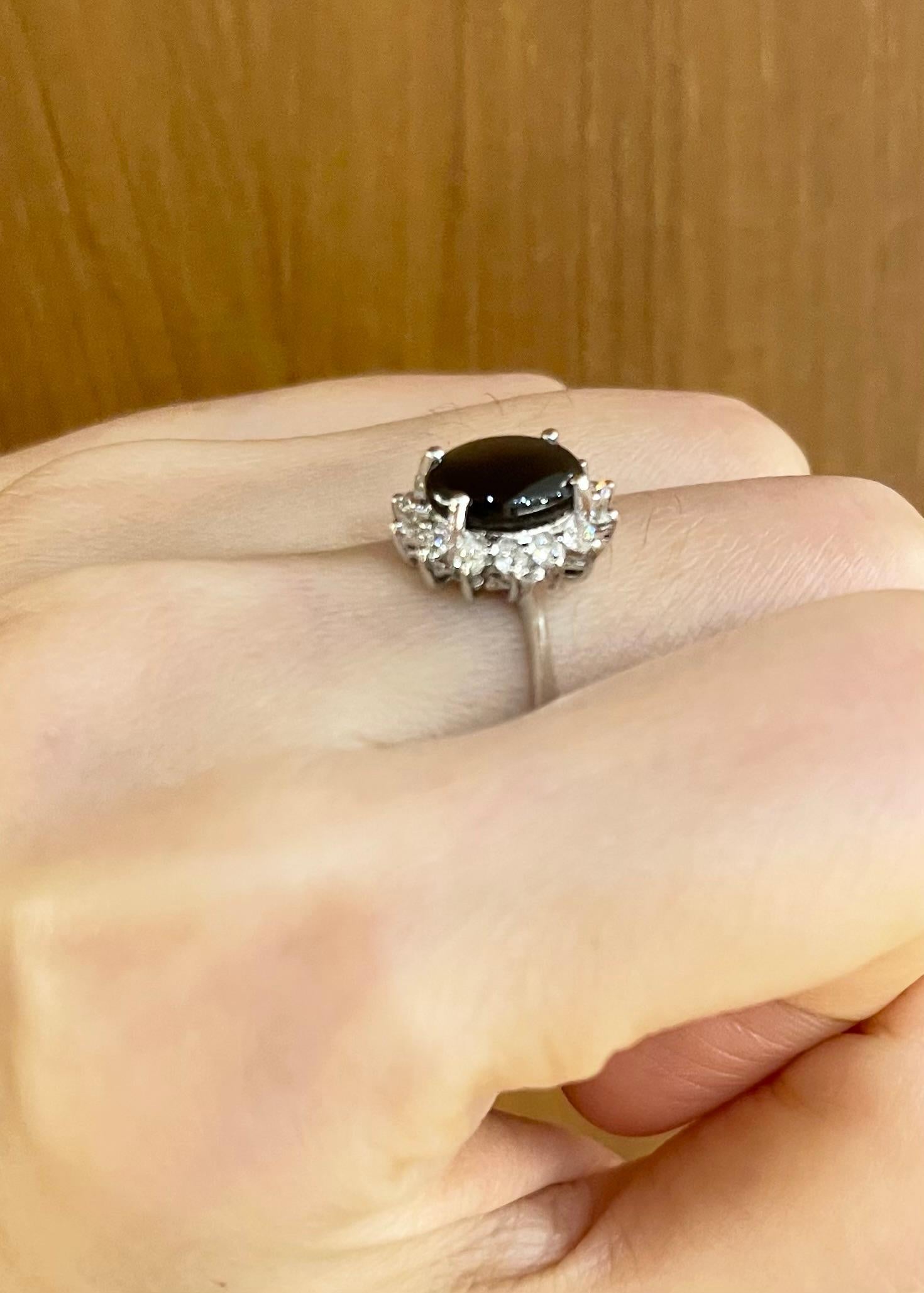 Black Star Sapphire with Diamond Ring set in 14K White Gold Settings In New Condition For Sale In Bangkok, TH