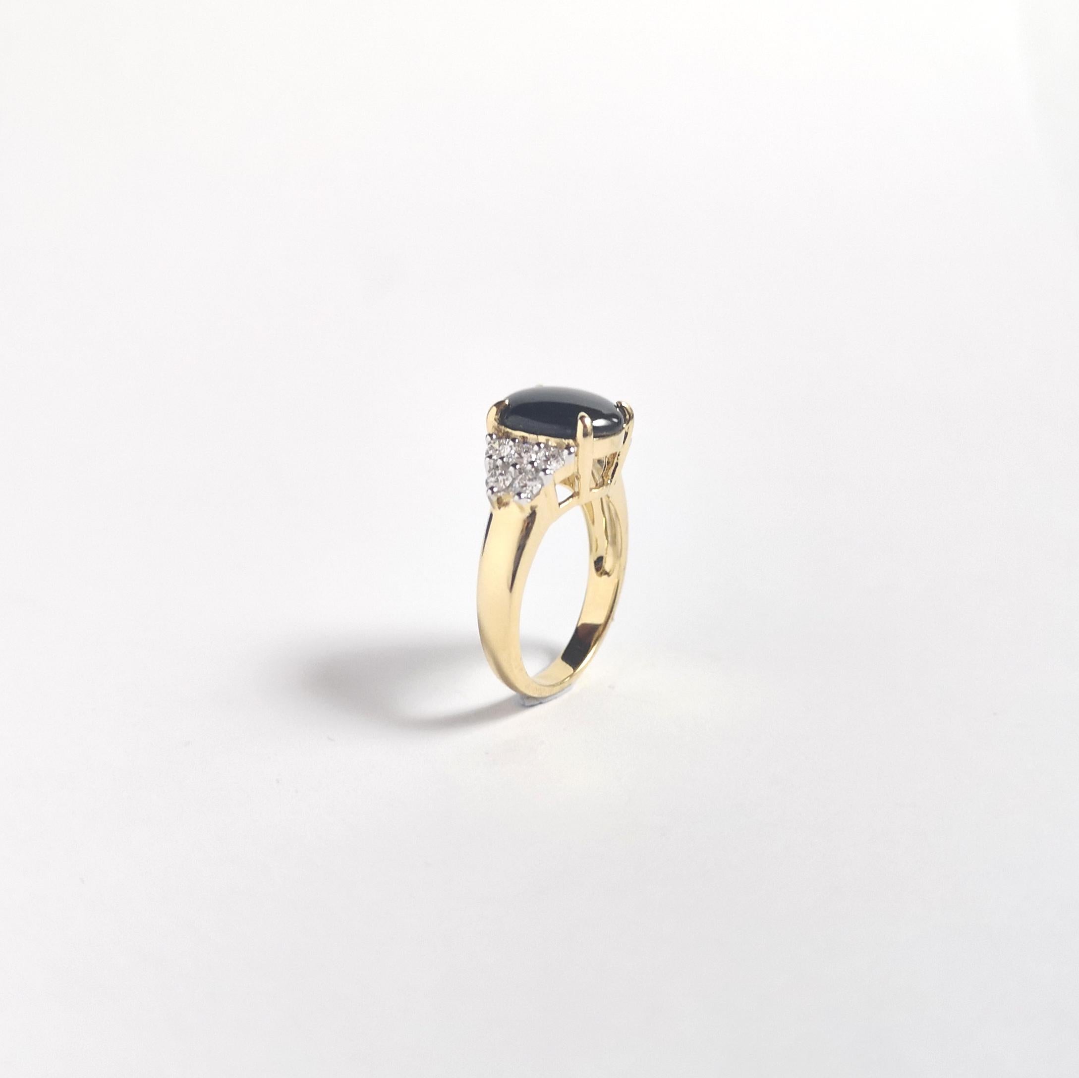 Black Star Sapphire with Diamond Ring set in 18K Gold Settings For Sale 7