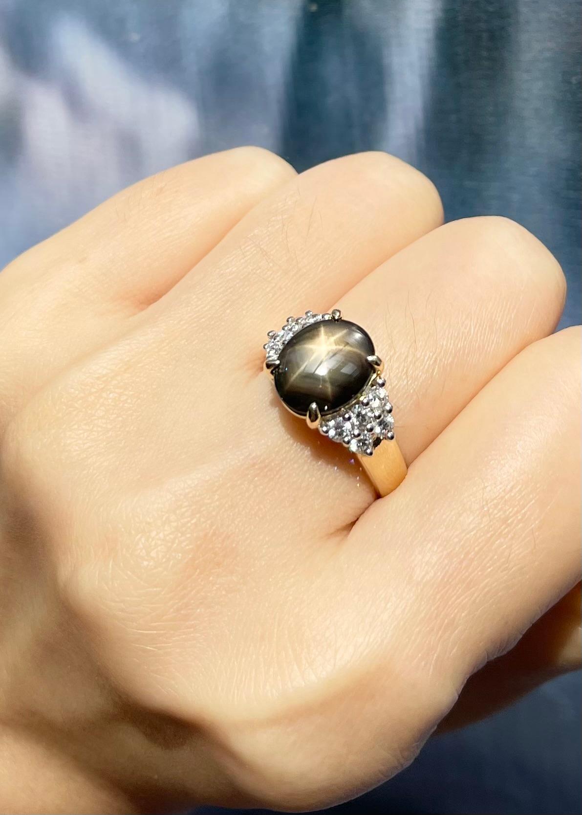 Black Star Sapphire with Diamond Ring set in 18K Gold Settings In New Condition For Sale In Bangkok, TH