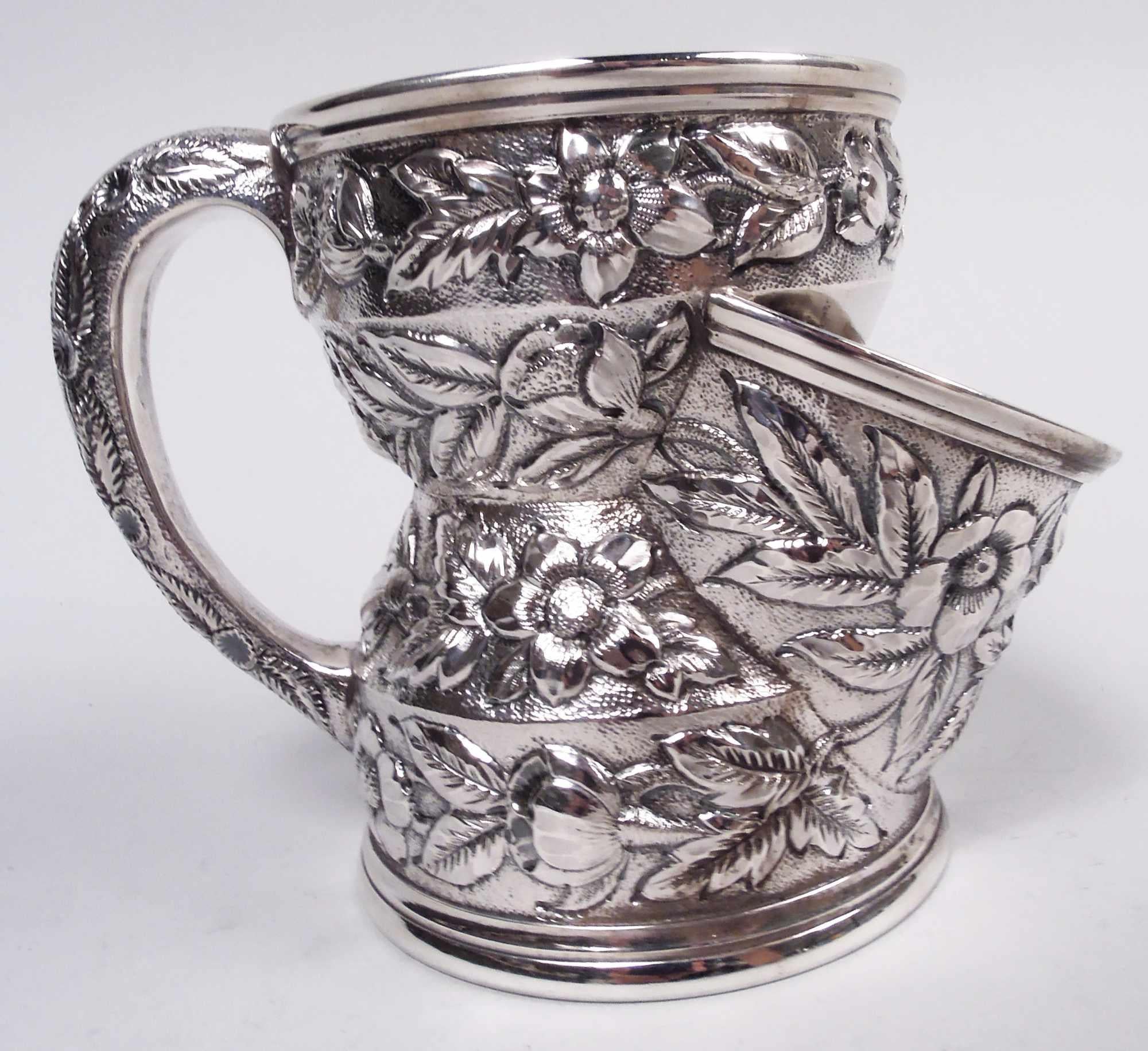 Black, Starr & Frost American Repousse Sterling Silver Shaving Mug In Good Condition For Sale In New York, NY