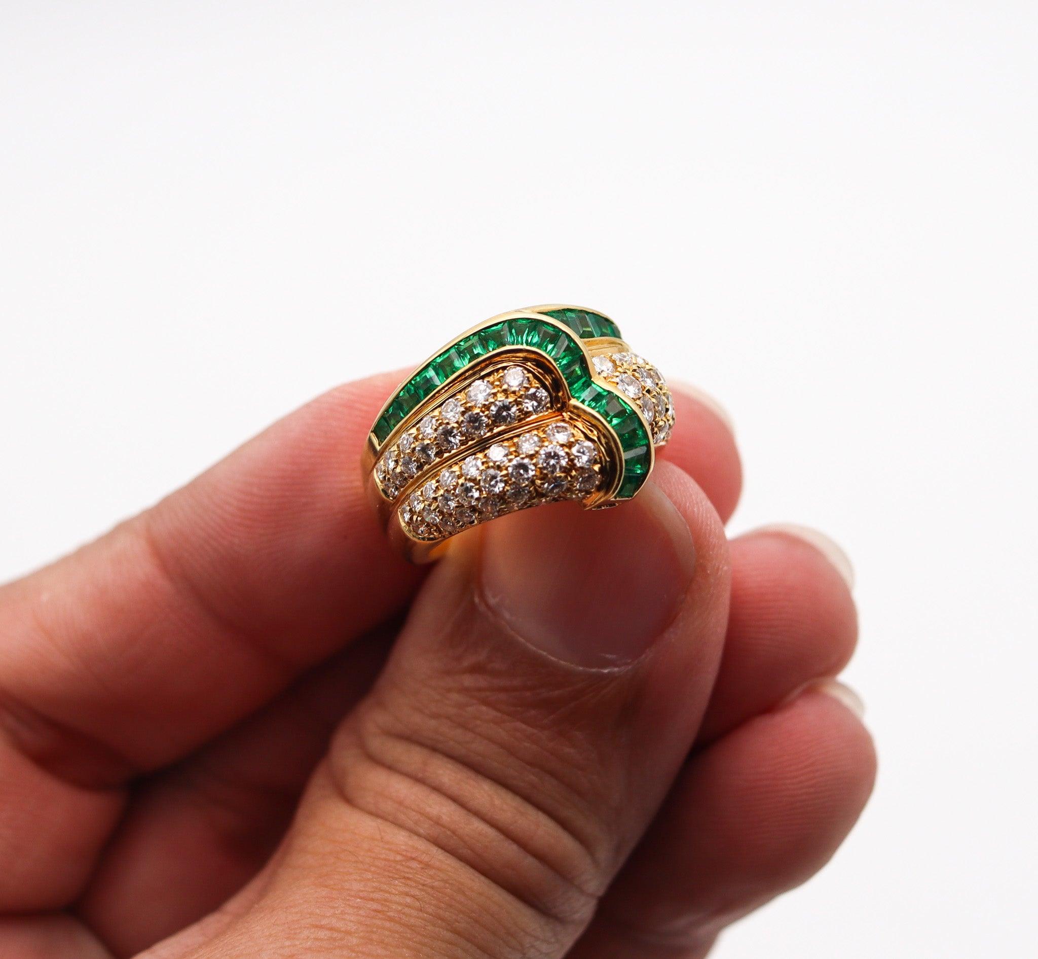 BLACK STARR & FROST Cocktail Ring 18Kt Gold With 4.45 Ctw In Diamonds & Emeralds For Sale 2