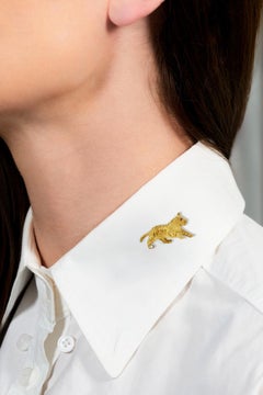 Black Starr & Frost Diamond Ruby 18 Karat Yellow Gold Vintage Tiger Brooch