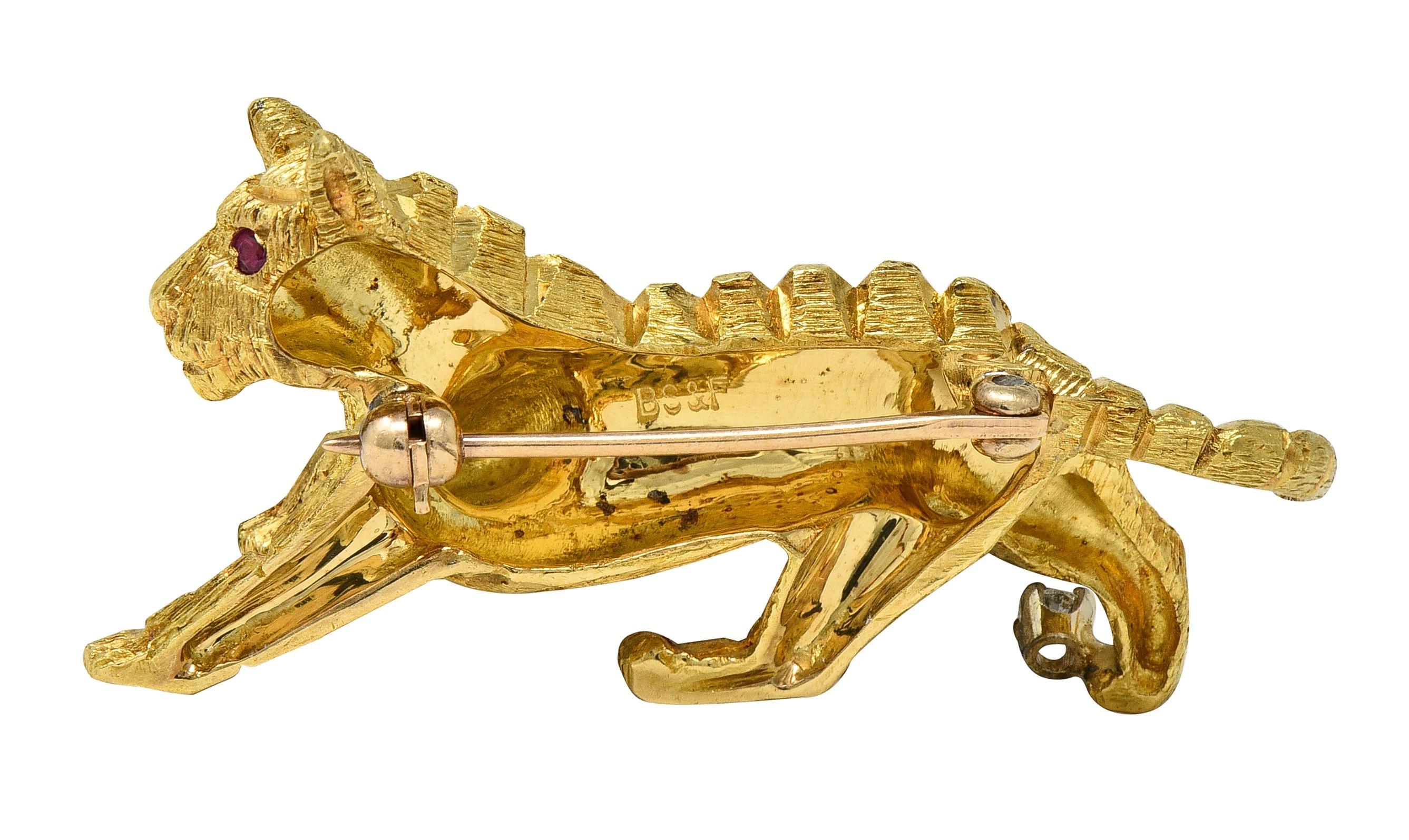 Round Cut Black Starr & Frost Diamond Ruby 18 Karat Yellow Gold Vintage Tiger Brooch For Sale
