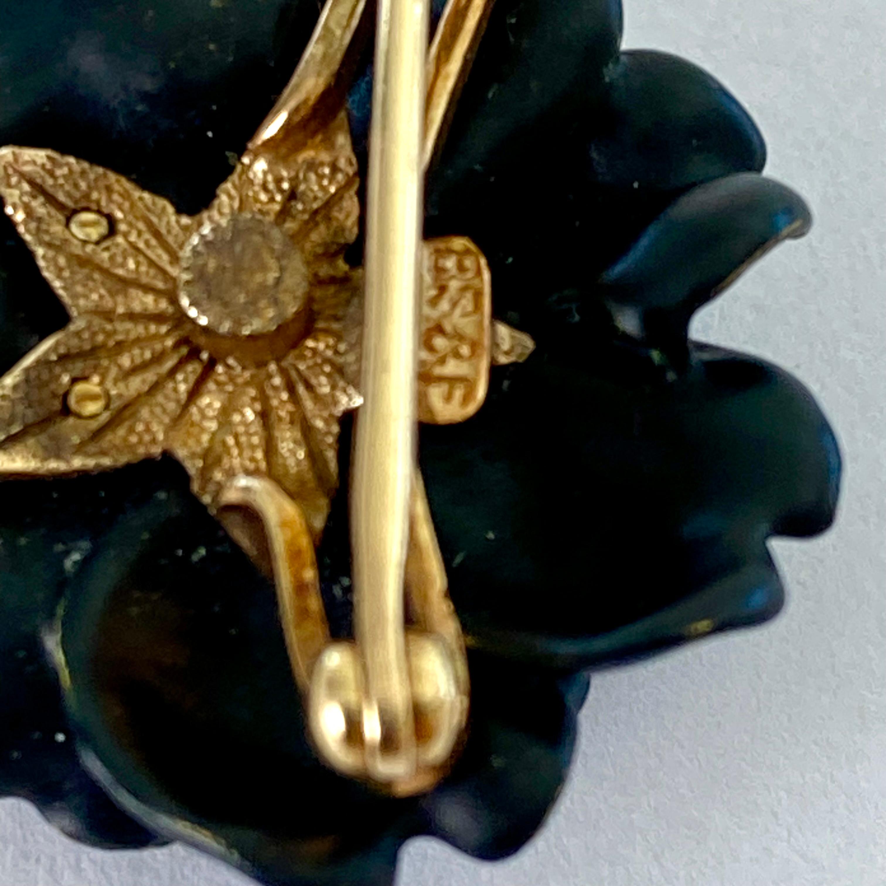 Women's or Men's Black Starr Frost Yellow Gold Black Enamel Diamond 0.20 Carat 1.3 Inch Brooch