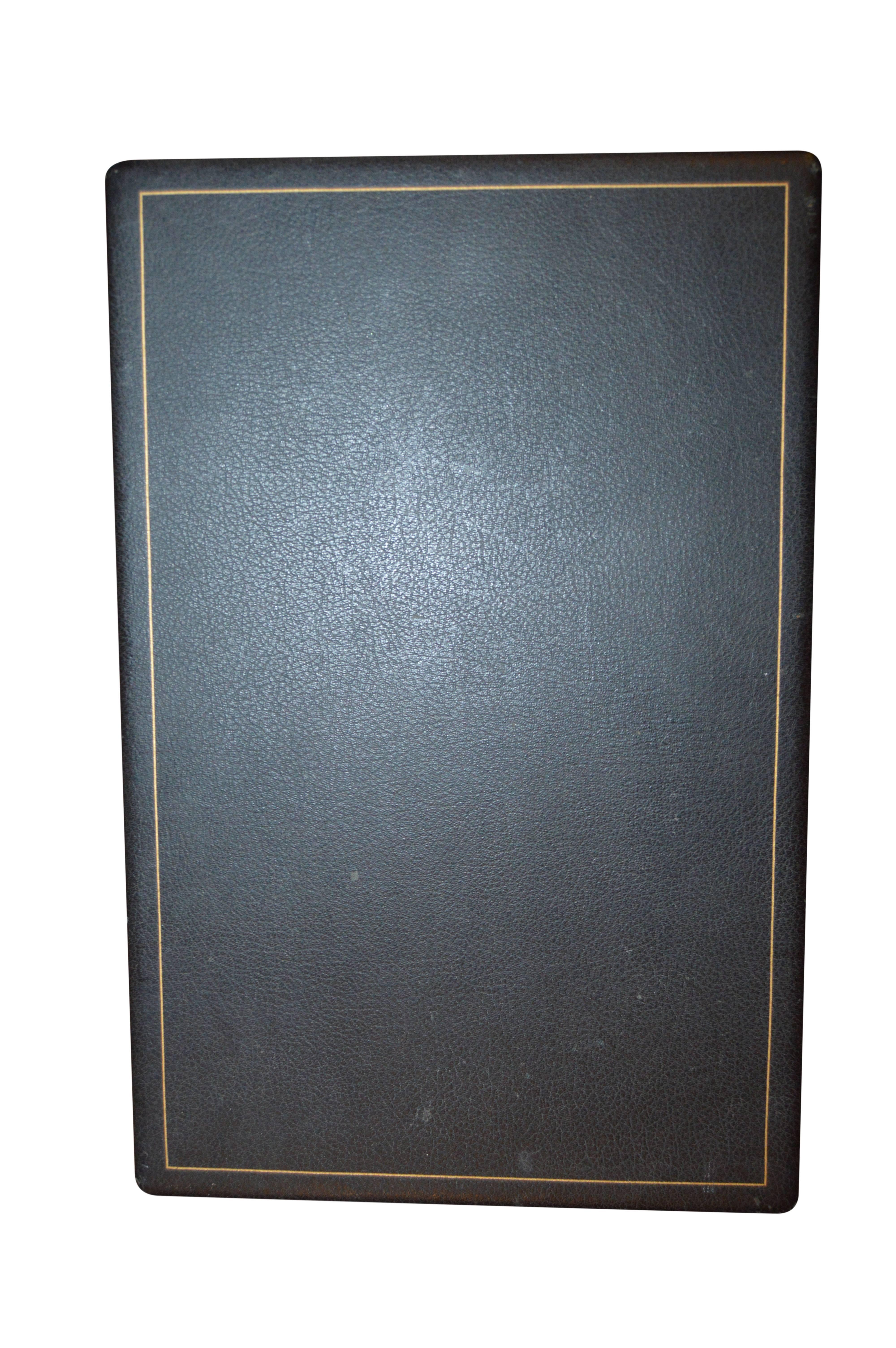 Schwarze schwarze Starr & Gorham Gothic Bold Wanduhr in Originalverpackung (20. Jahrhundert) im Angebot
