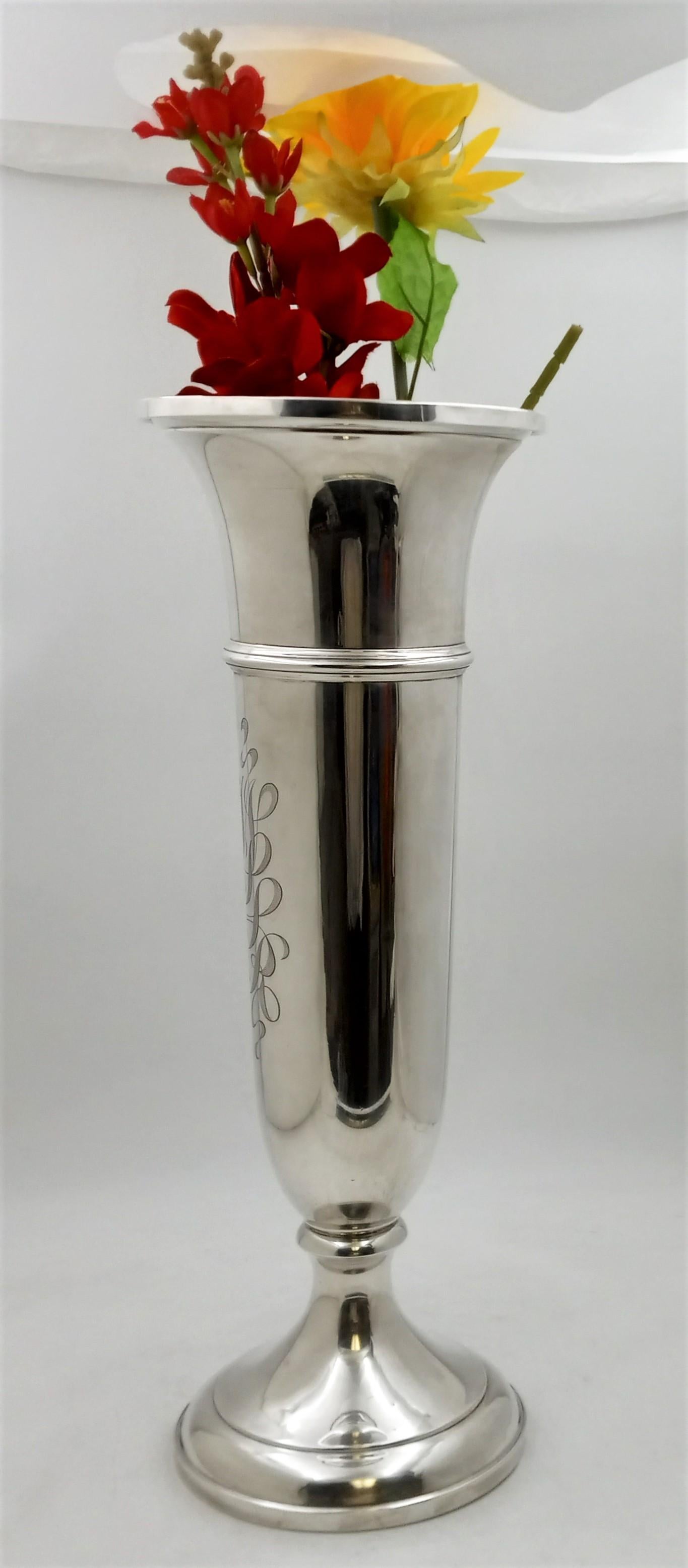 Black, Starr & Gorham sterling silver trumpet vase in palace size. Very majestic in its proportions, it displays a beautiful monogram and a gadrooned rim around the body. It measures an impressive 21 3/4'' in height by 8'' in diameter at the top, is