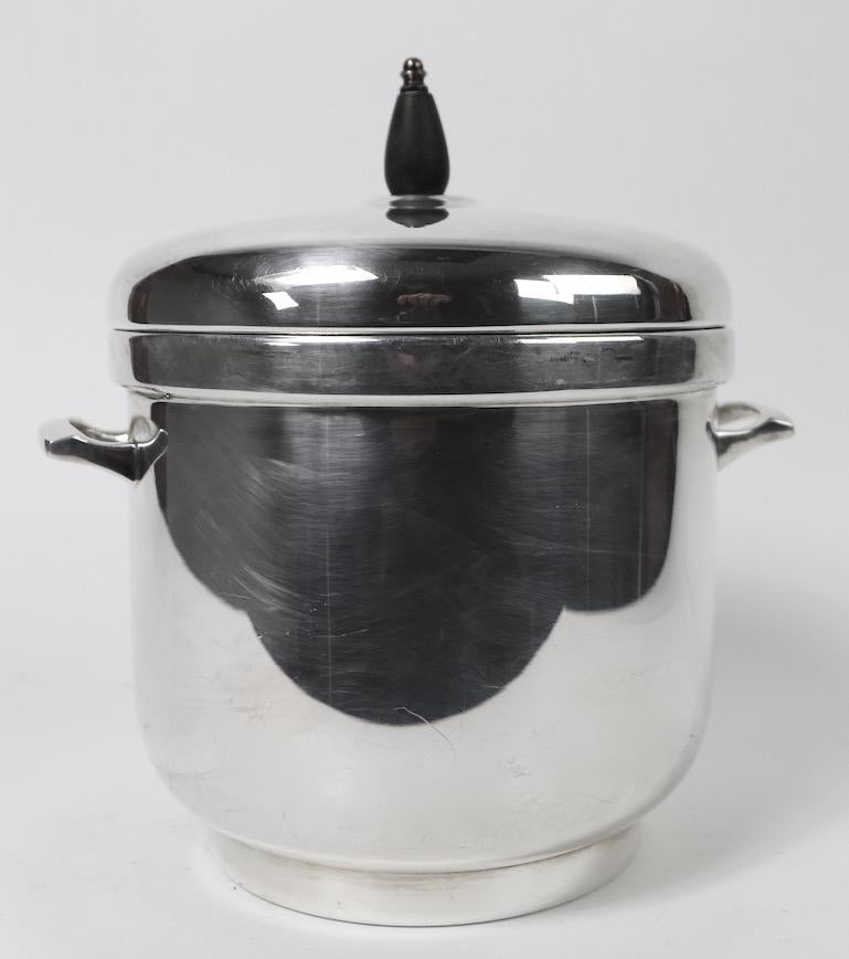 Art Deco style silver plate ice bucket by Black Starr, includes the ice tong, and original removable pyrex glass insert, as shown. Clean, ready to use, shows only light cosmetic wear, normal and consistent with age.
