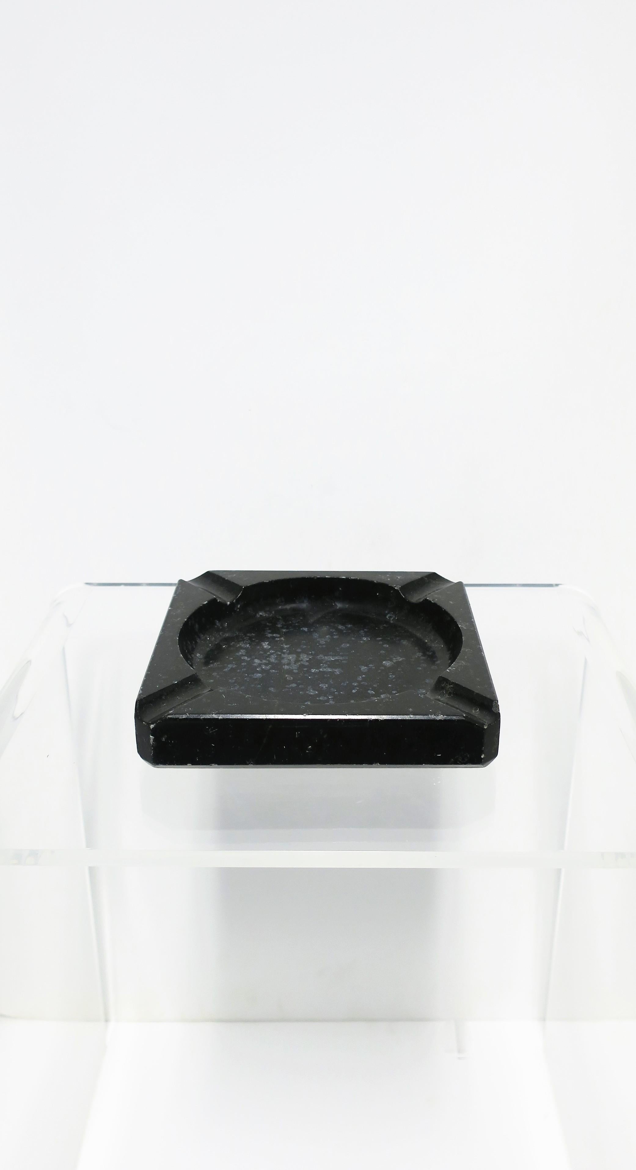 Portacenere in marmo nero Art Deco Vide-Poche in vendita 4
